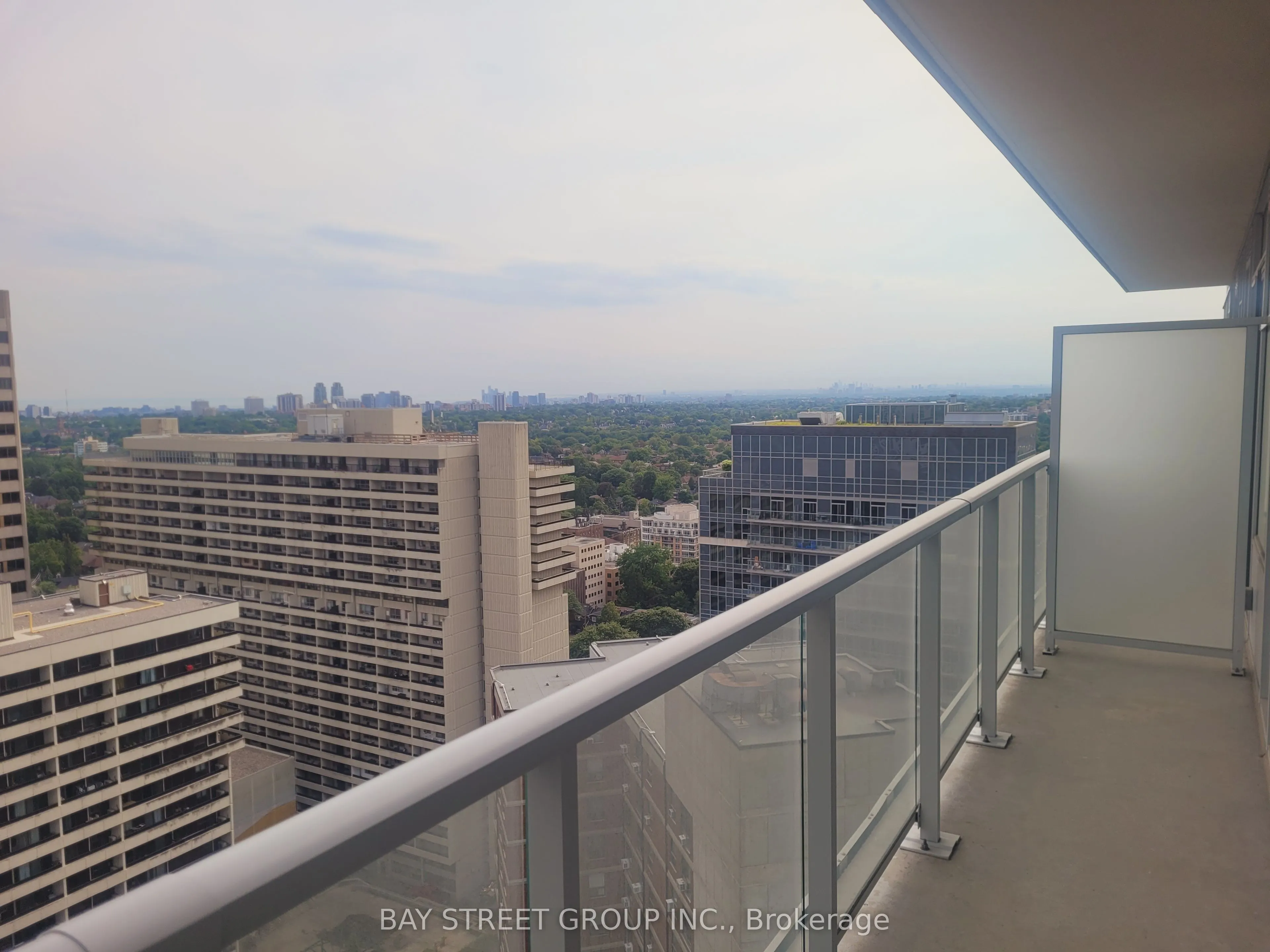 33 Helendale Avenue #2108