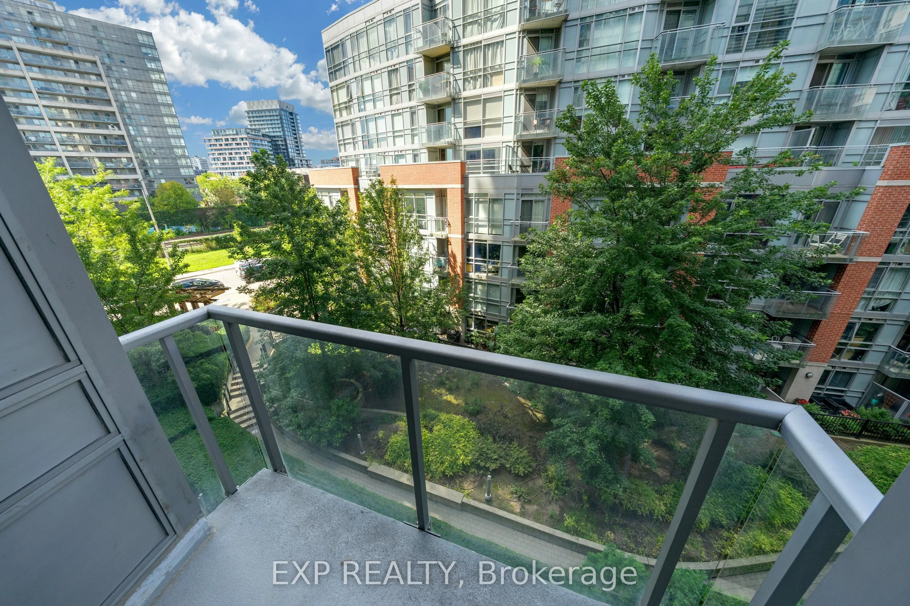 150 Sudbury Street #403