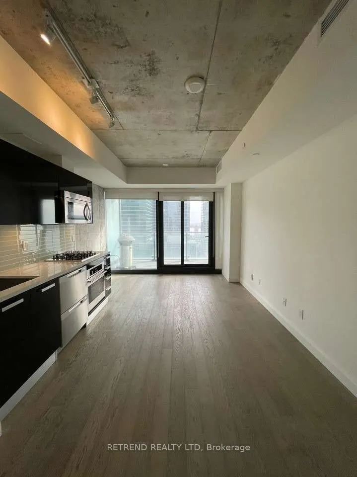 224 King Street W #2005