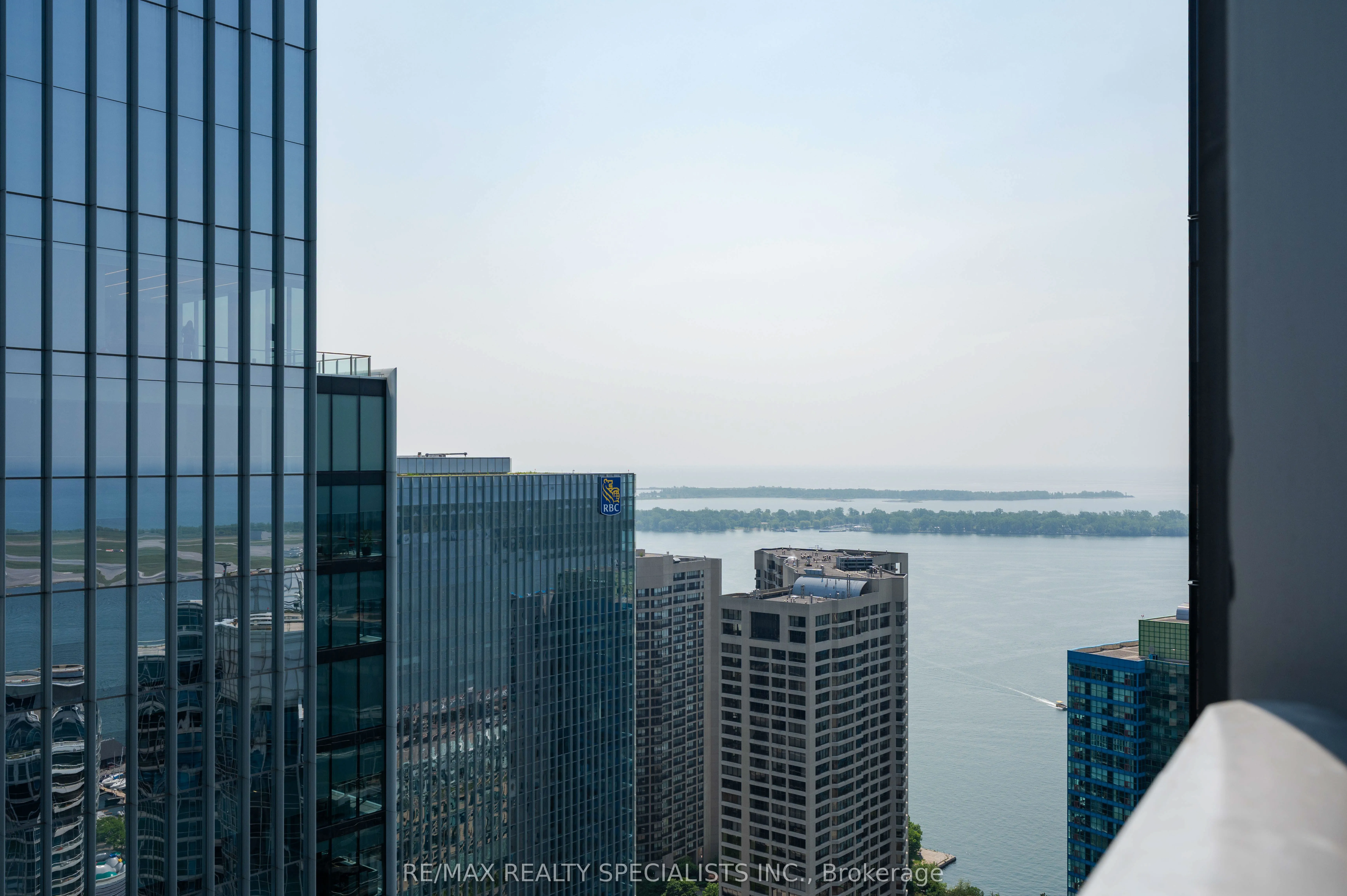 10 York Street #4303
