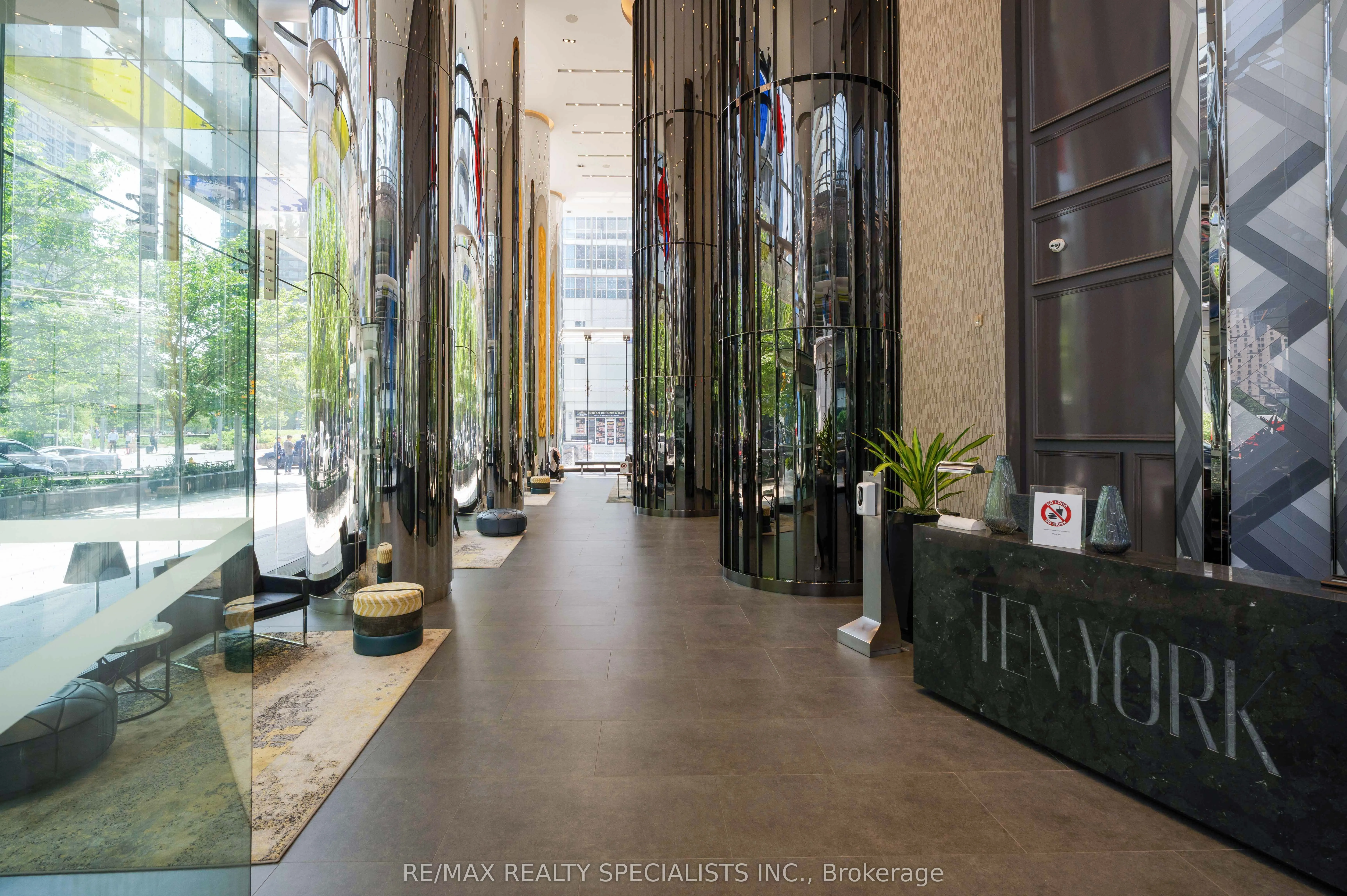 10 York Street #4303