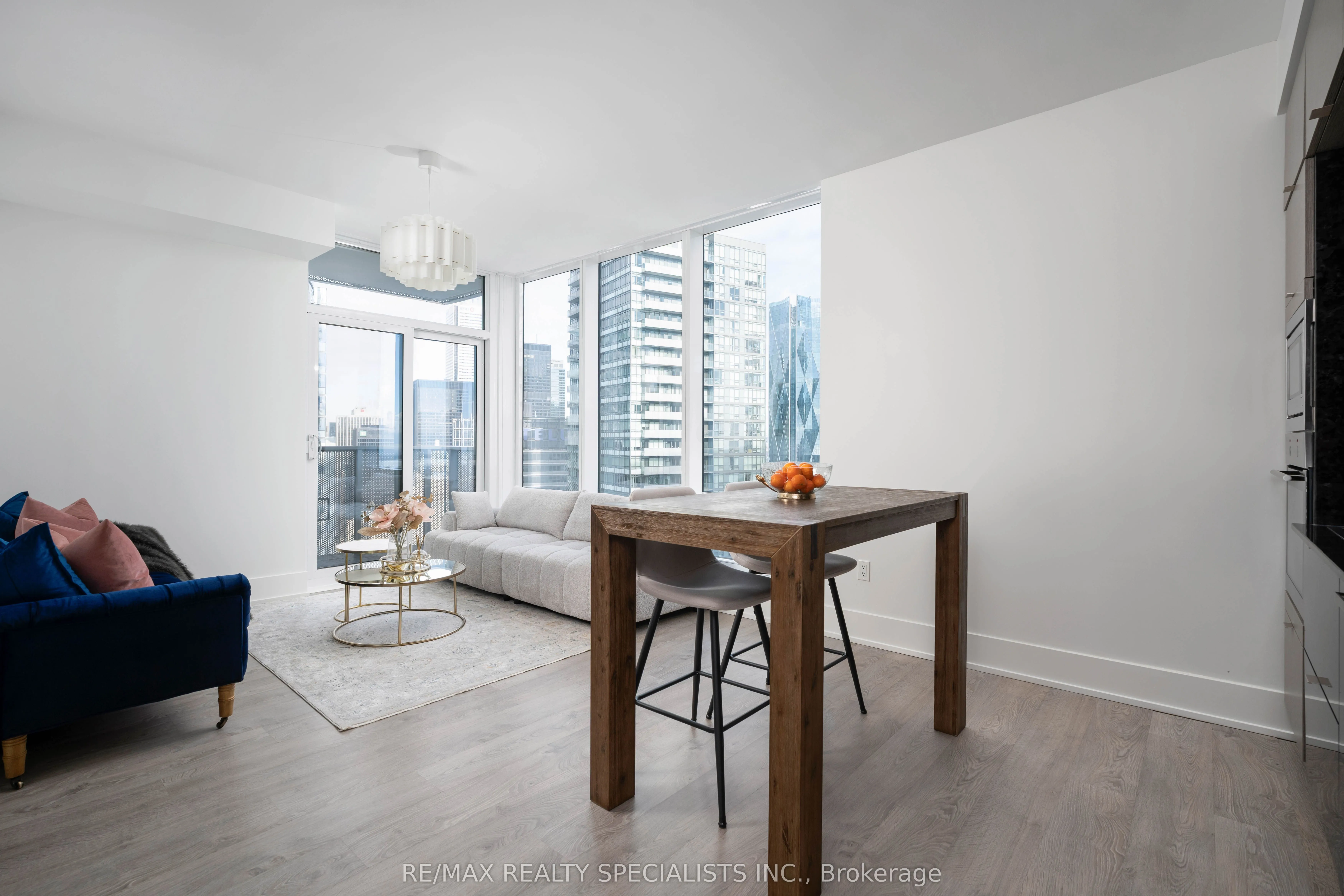 10 York Street #4303