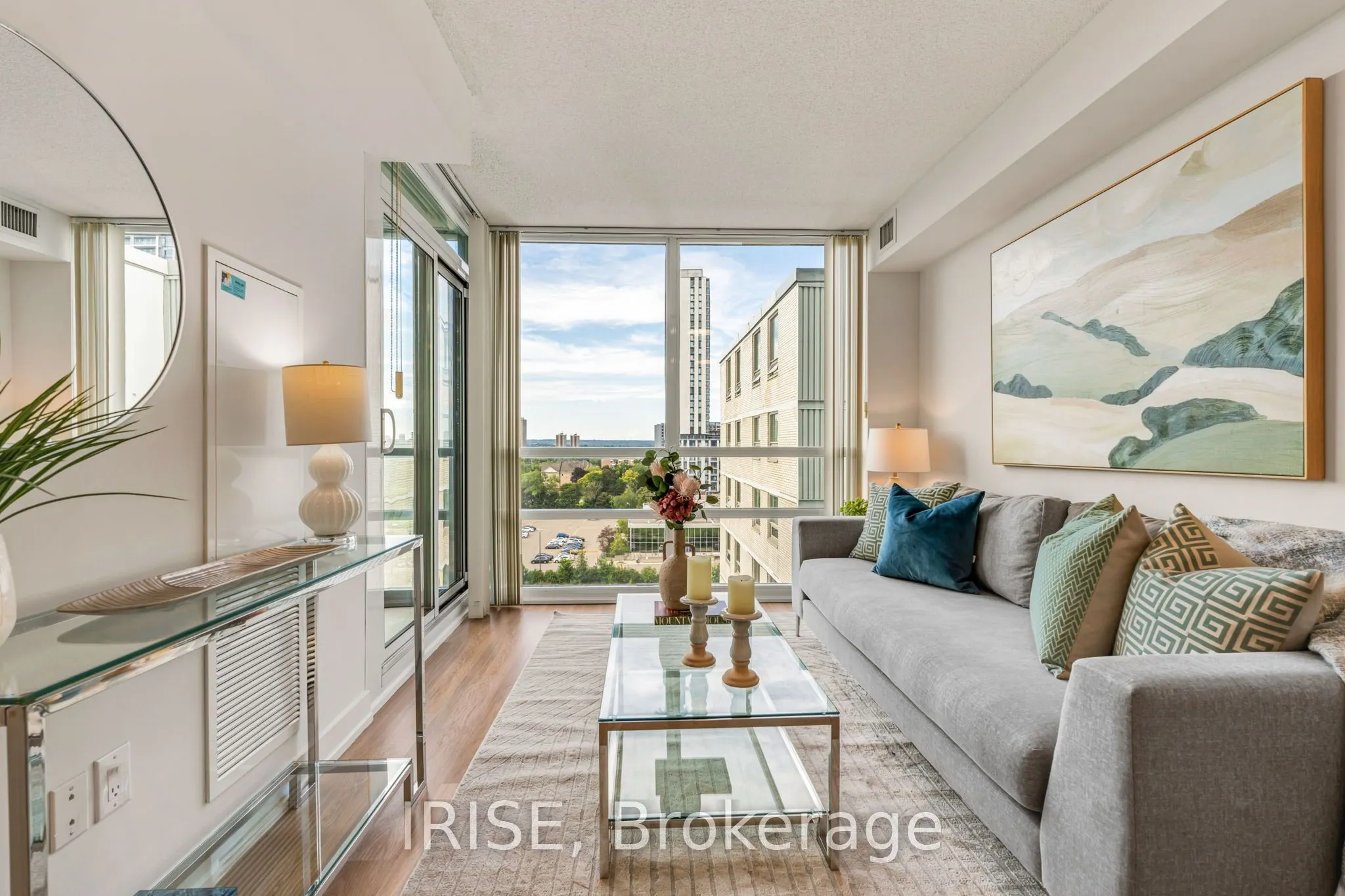 5740 Yonge Street #1006