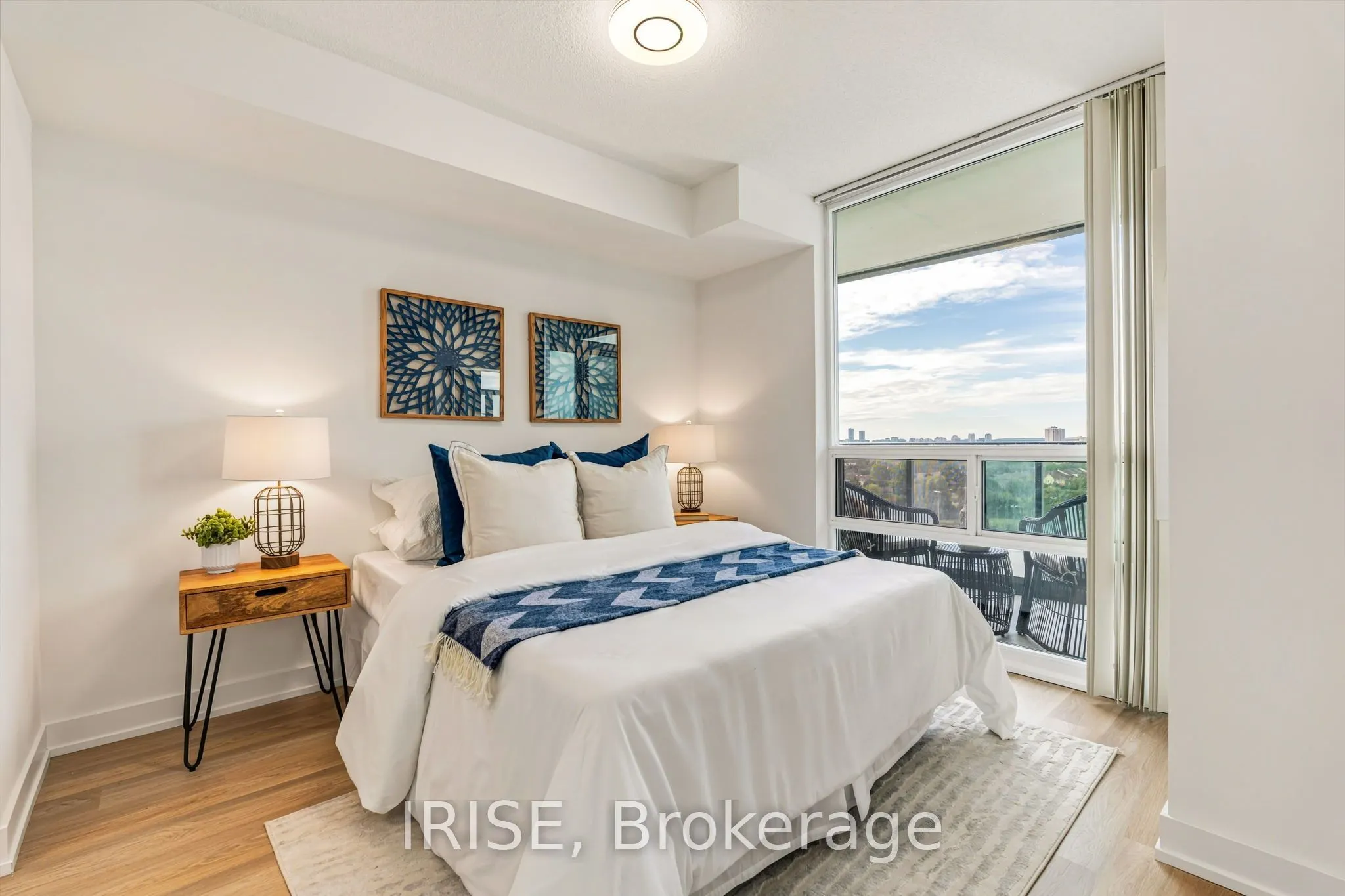 5740 Yonge Street #1006
