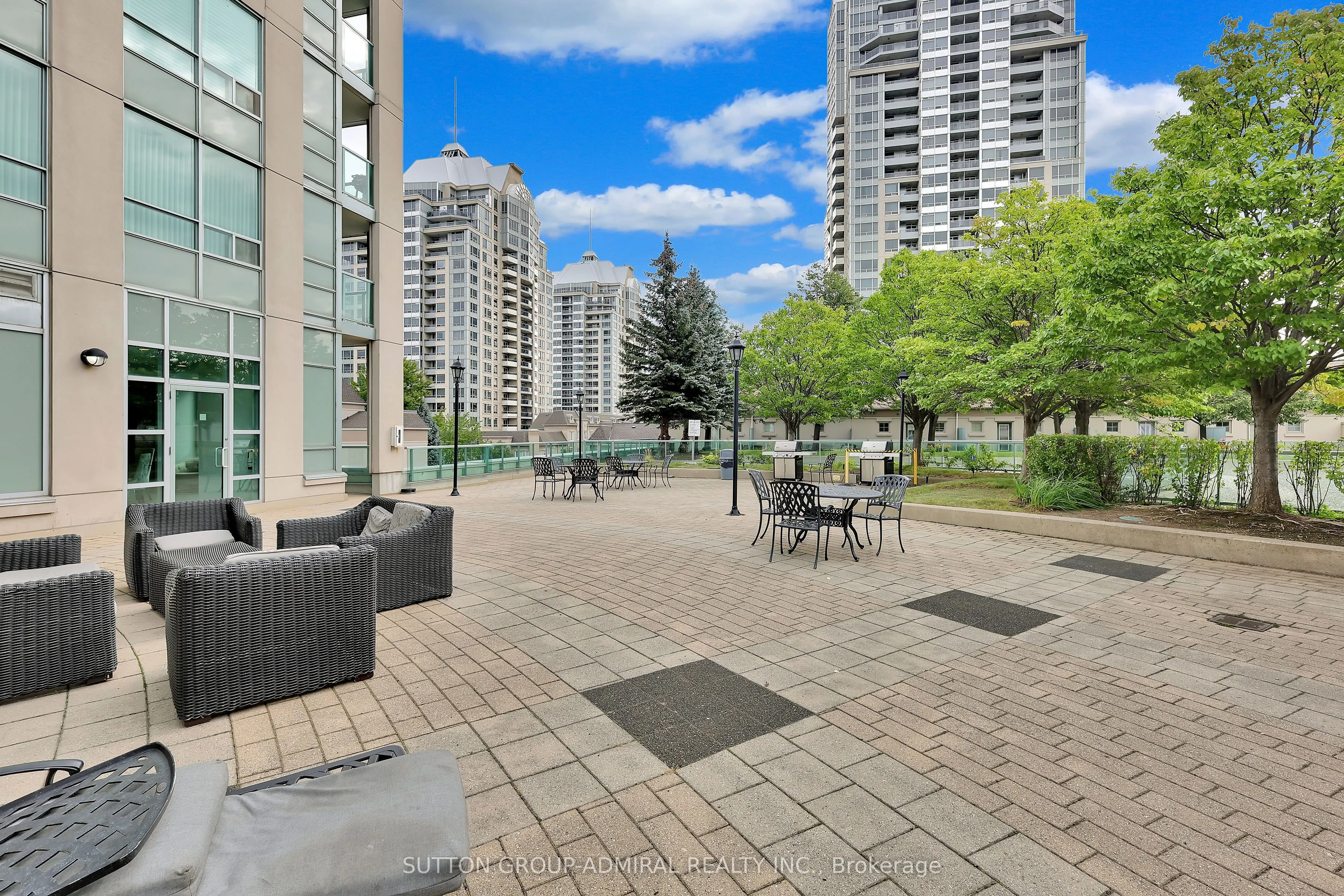 38 Kenaston Gardens #GV108