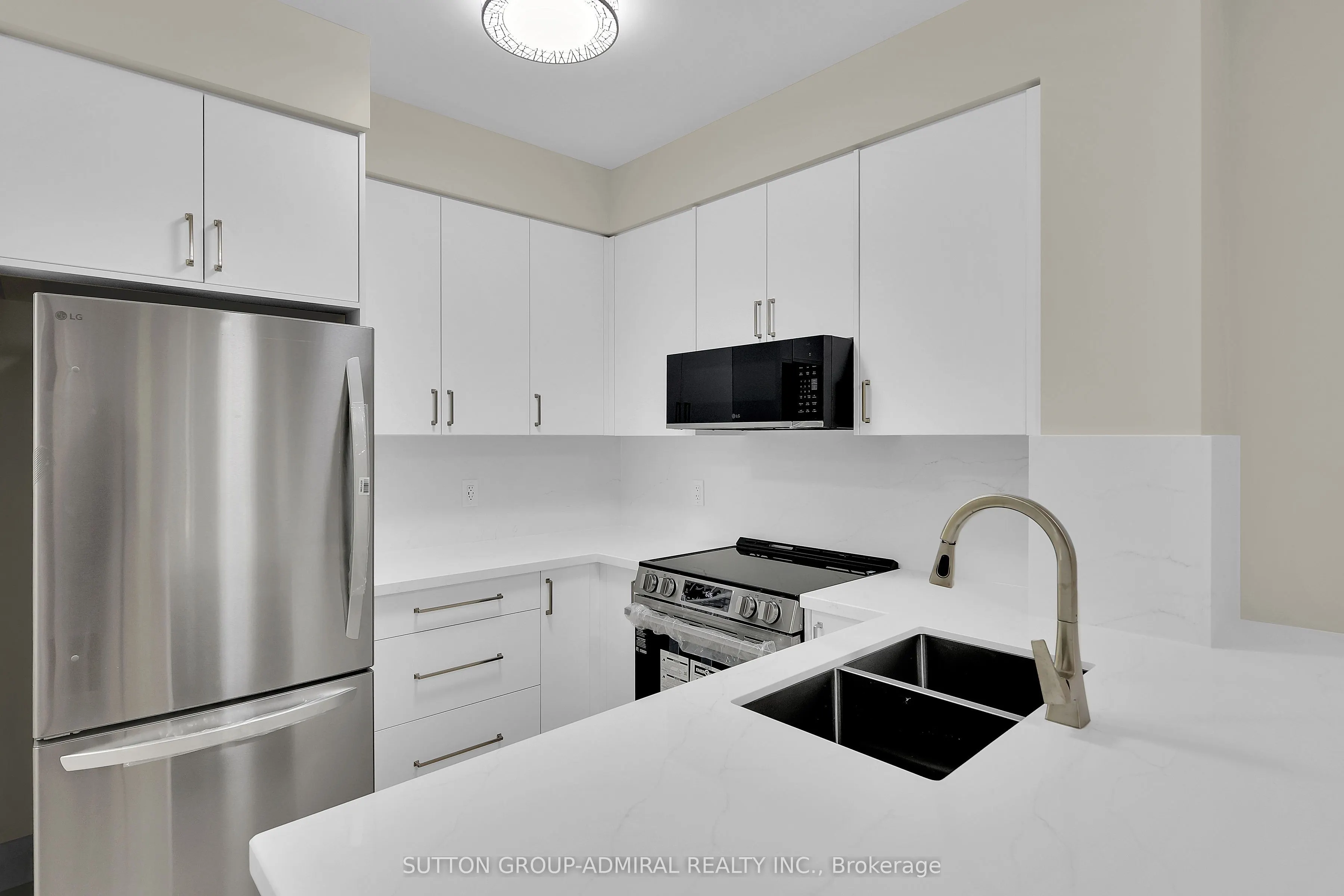 38 Kenaston Gardens #GV108