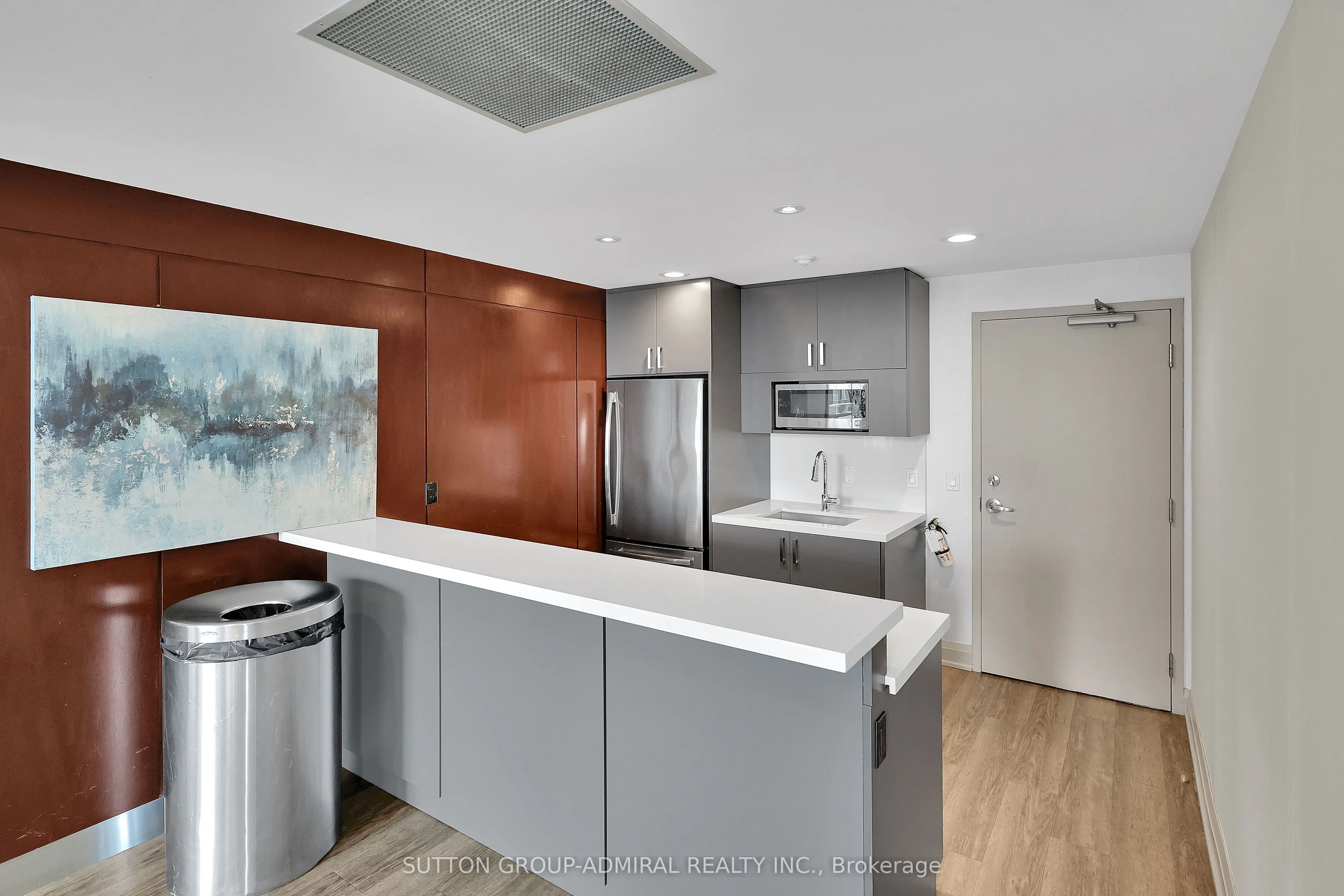 38 Kenaston Gardens #GV108