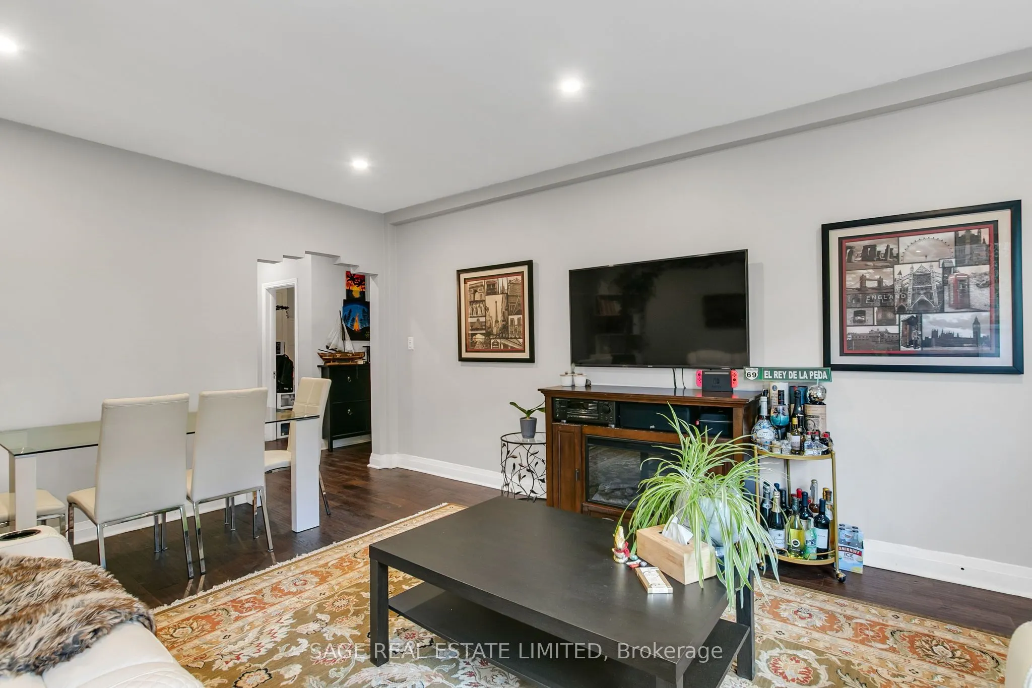 1840 Bathurst Street #204