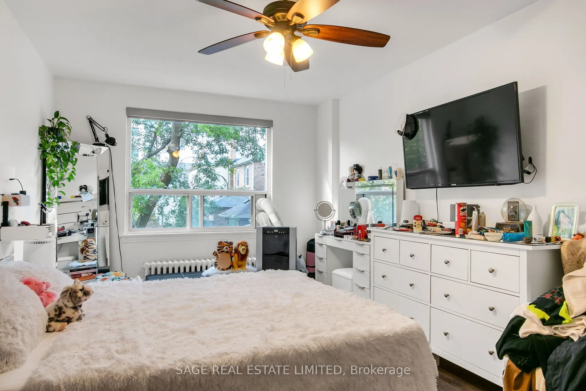 1840 Bathurst Street #204