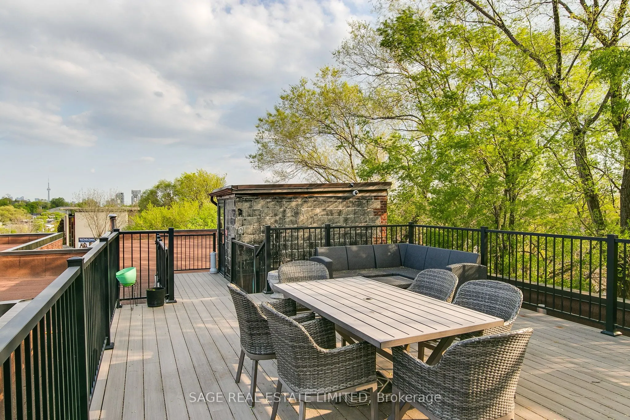 1840 Bathurst Street #204