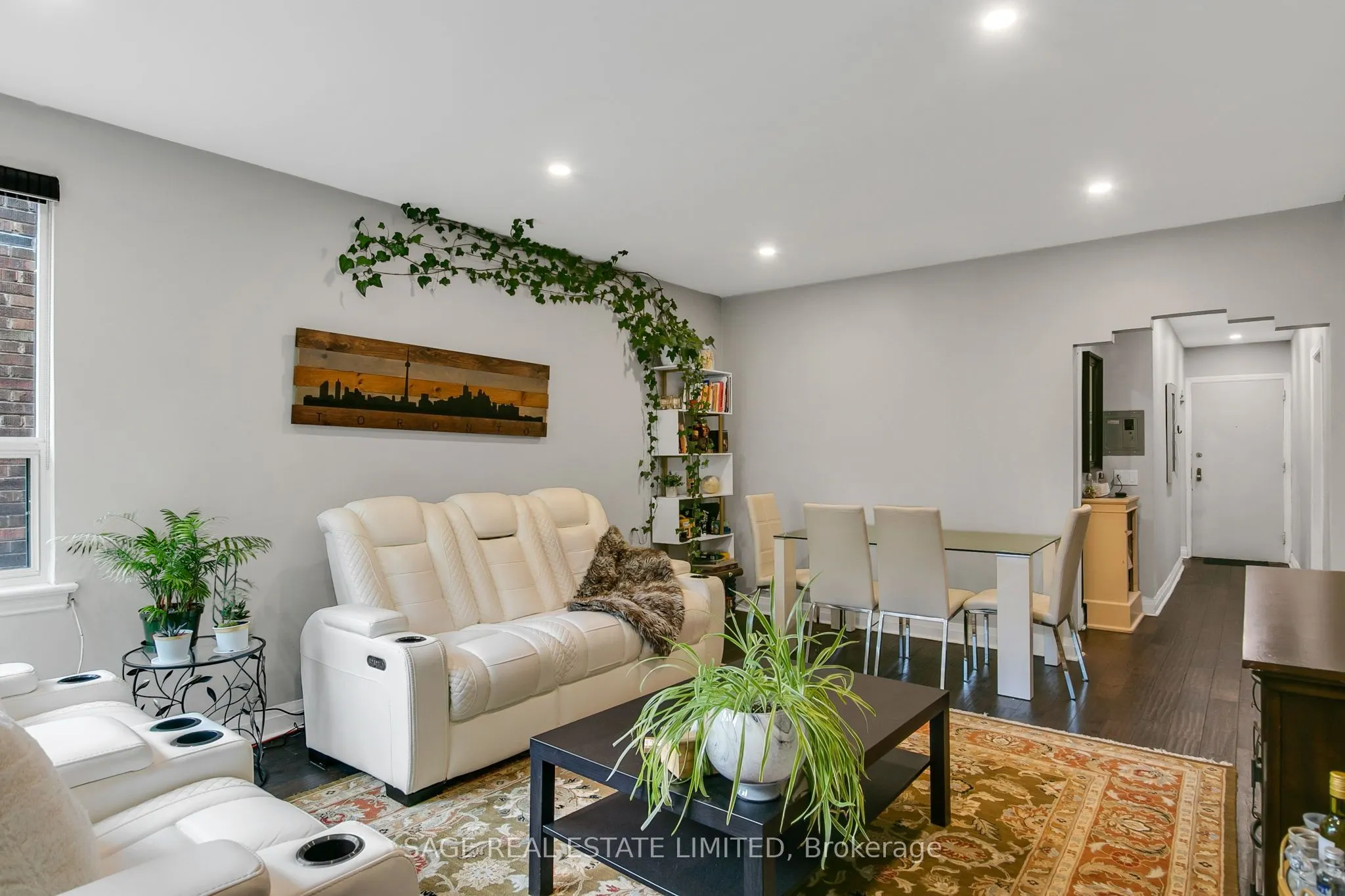 1840 Bathurst Street #204