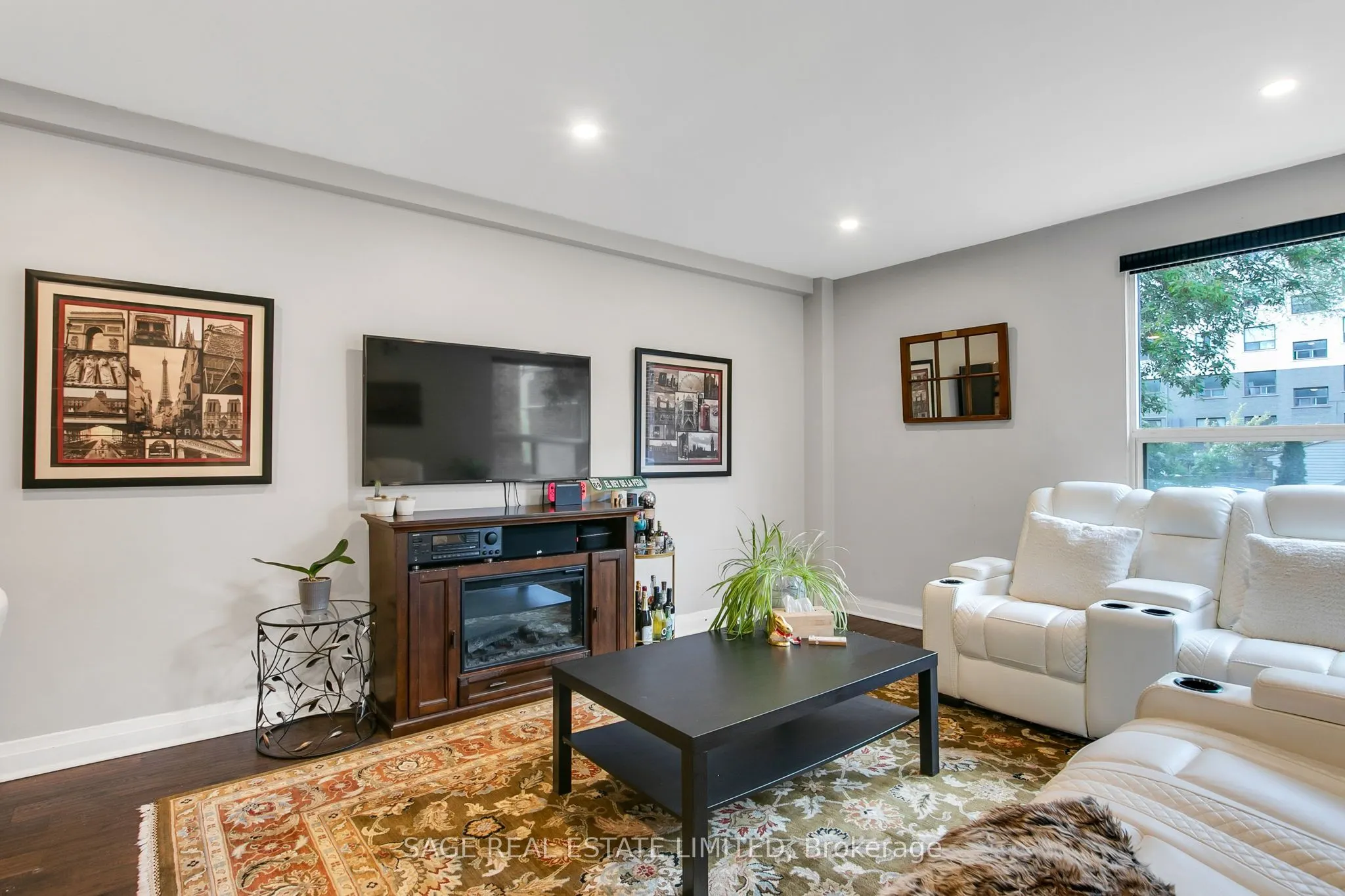 1840 Bathurst Street #204