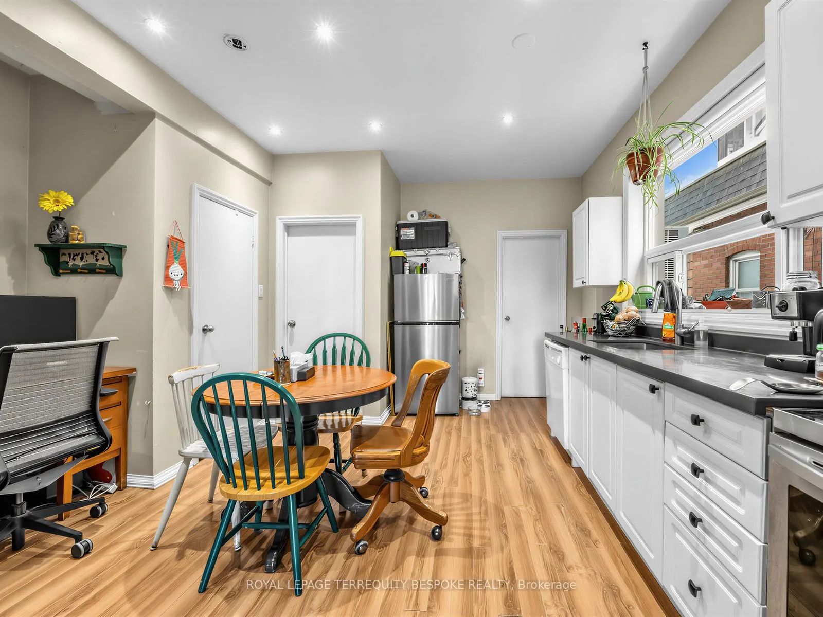 279 Lauder Avenue