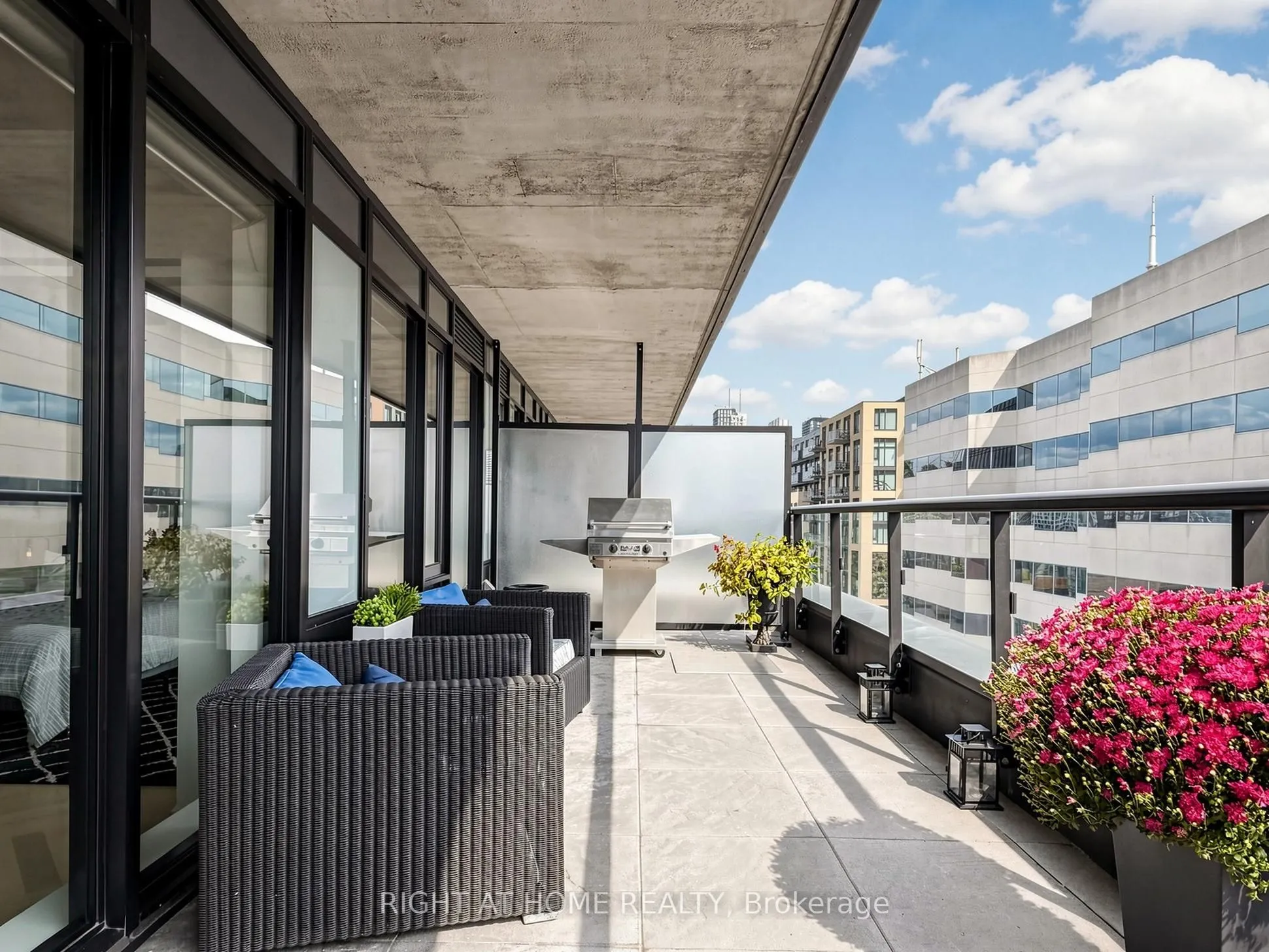 608 Richmond Street W #1106