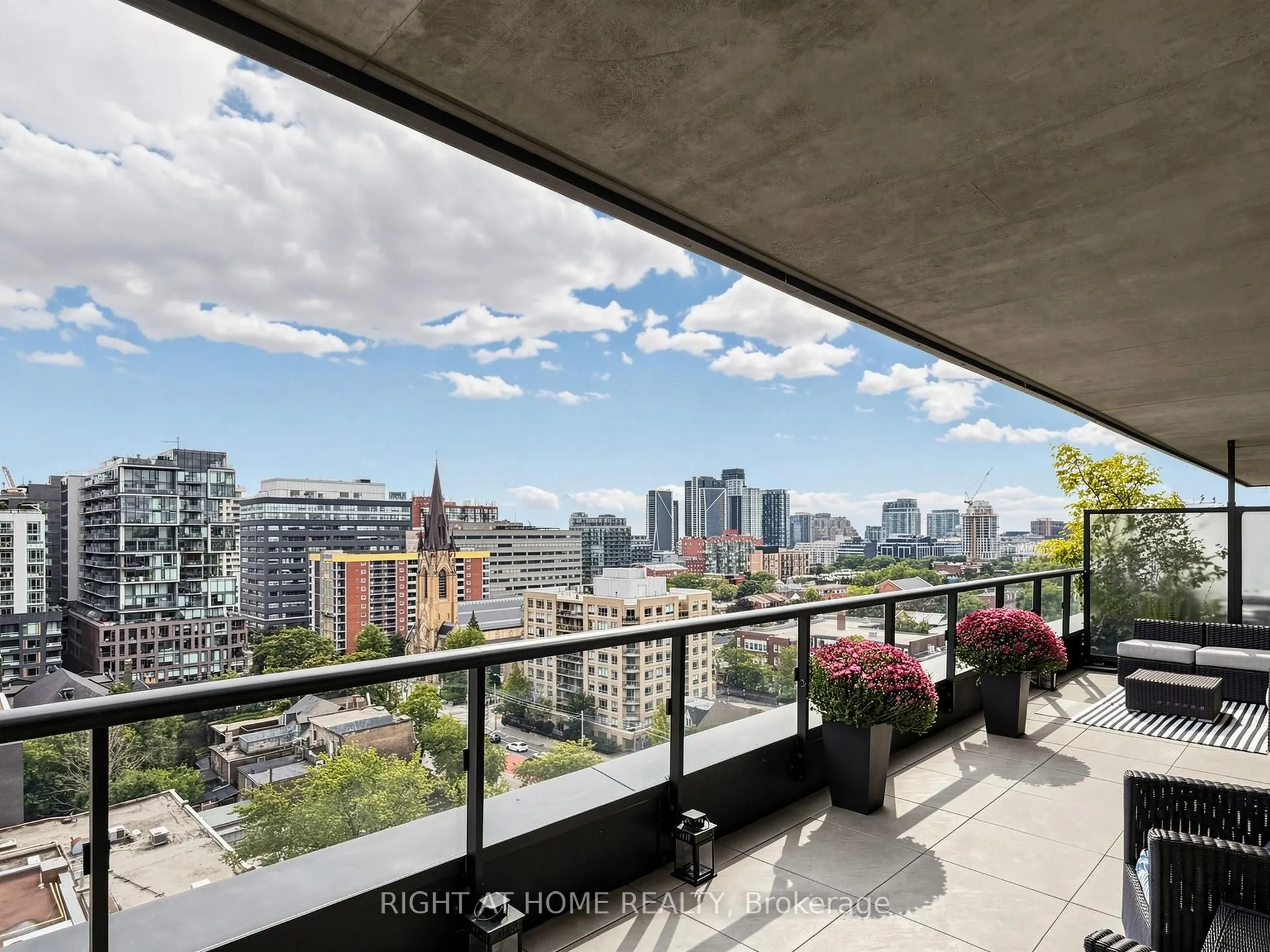 608 Richmond Street W #1106