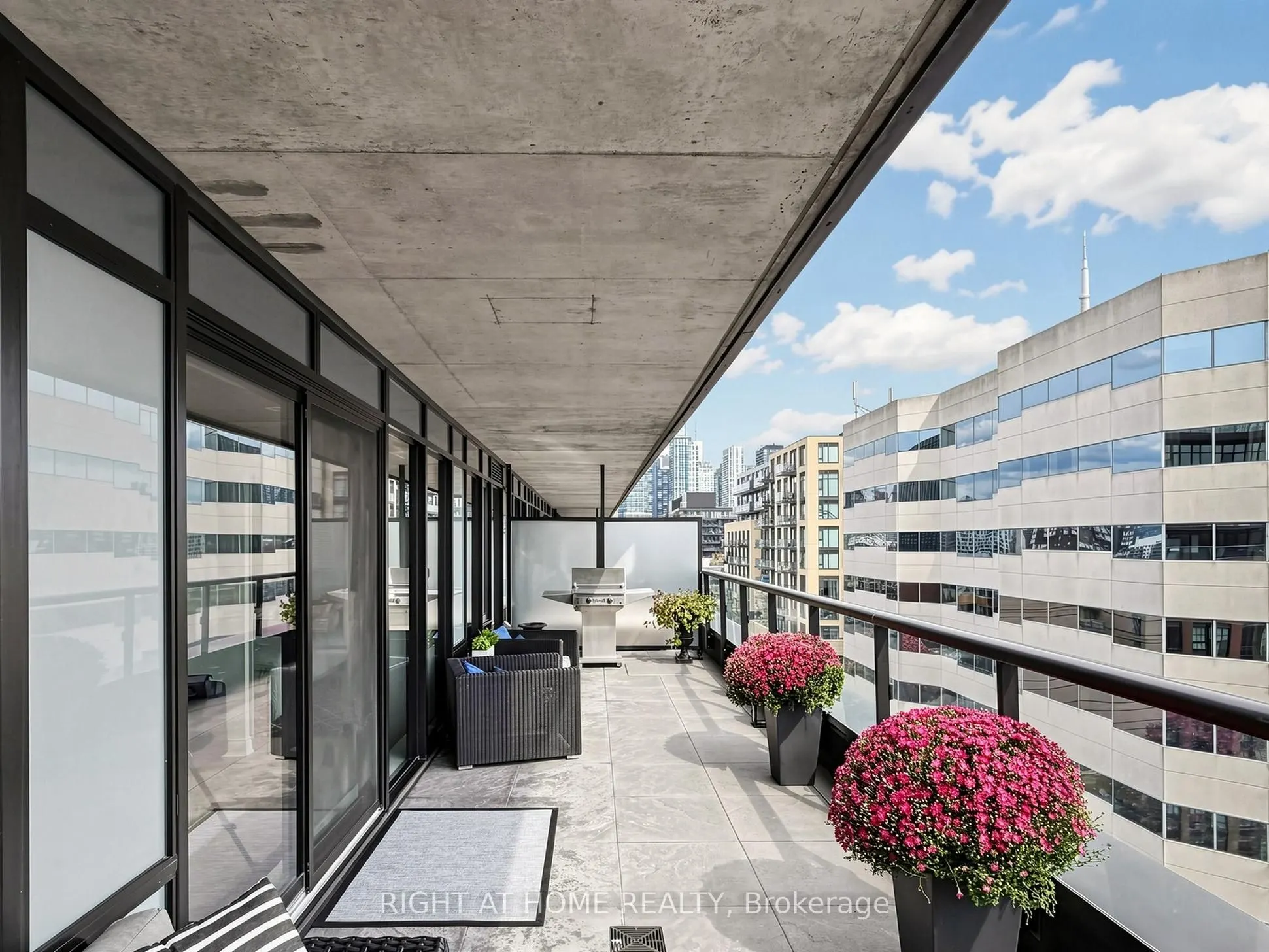 608 Richmond Street W #1106
