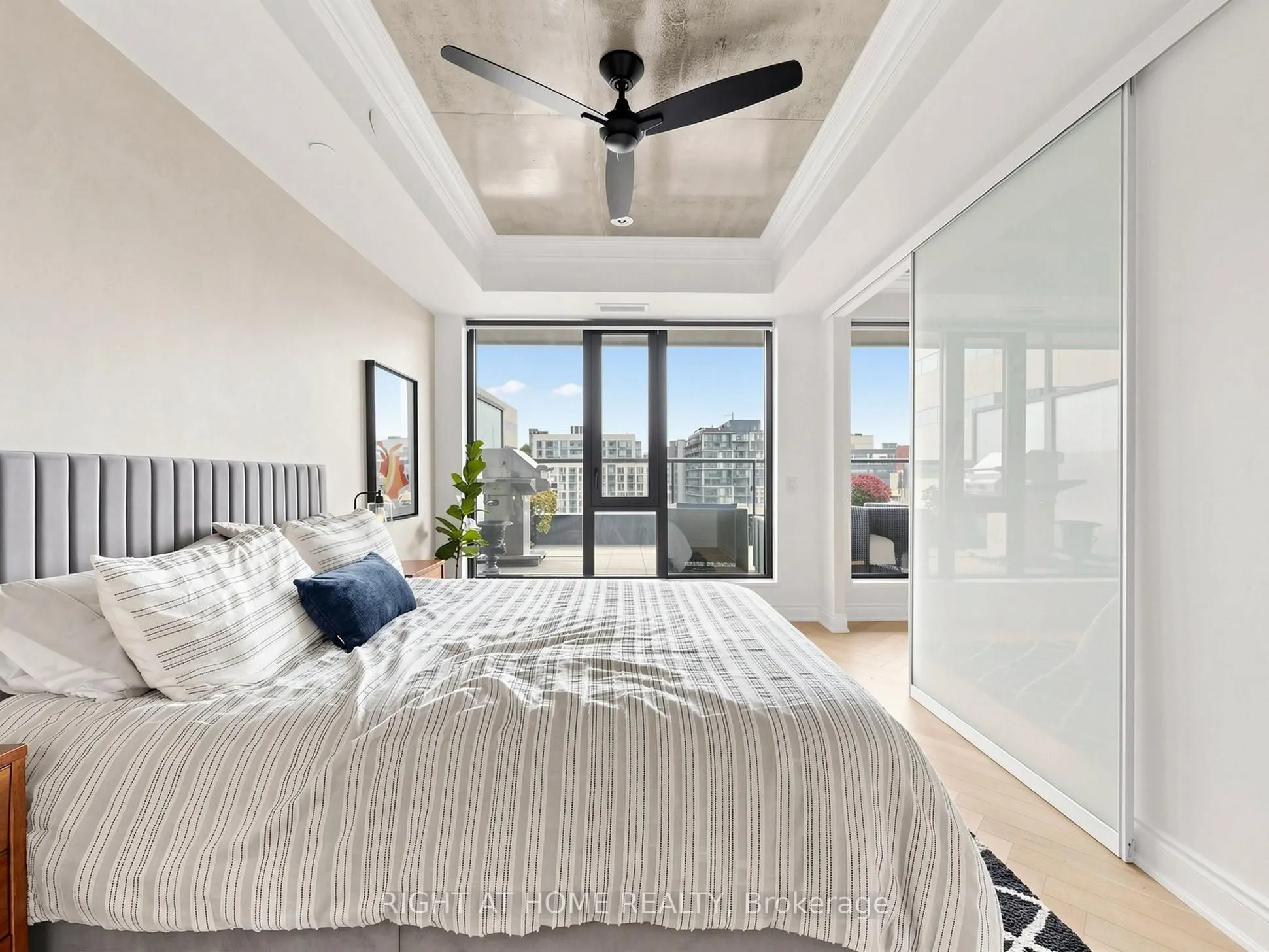 608 Richmond Street W #1106