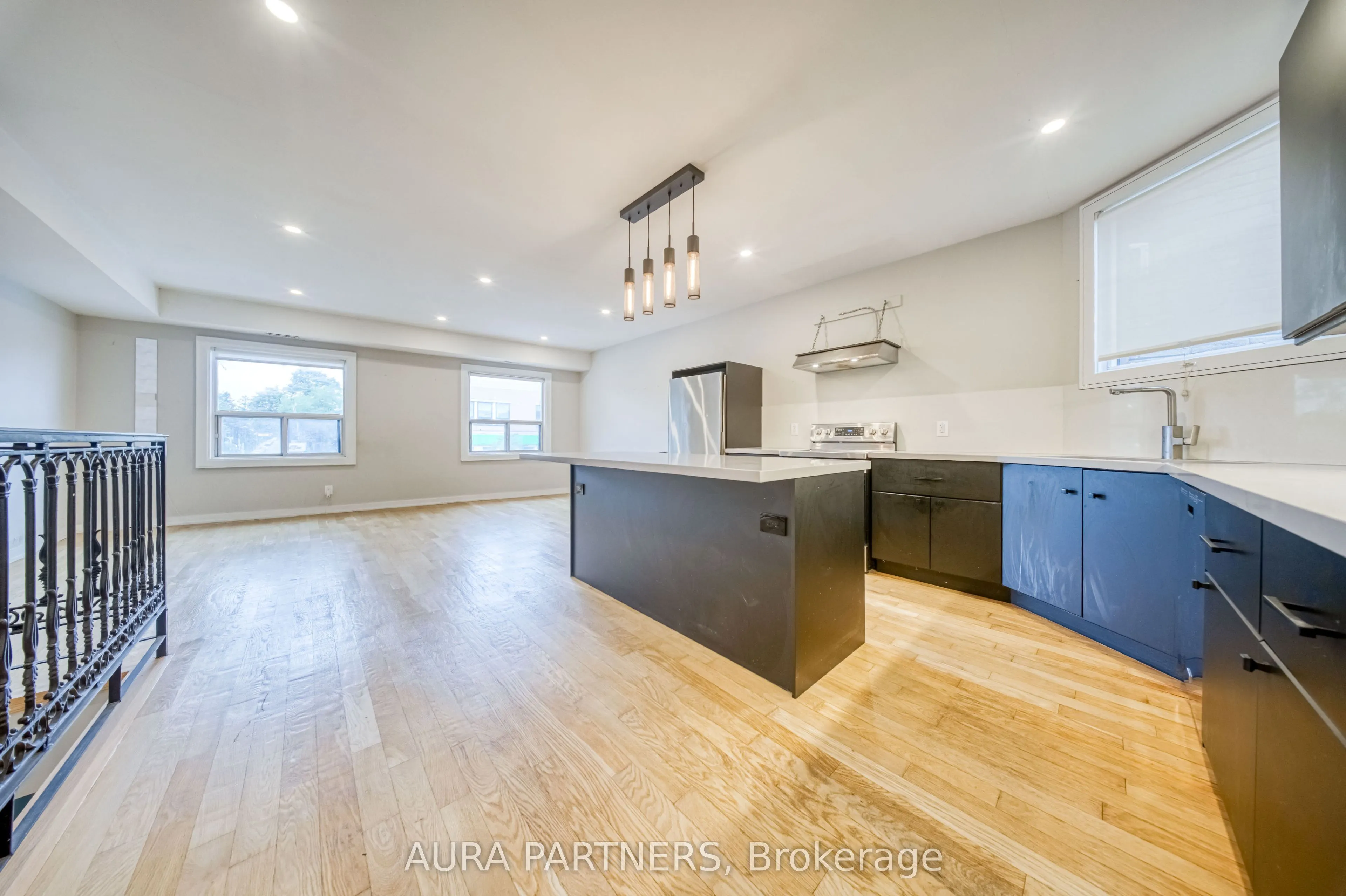 3187 Yonge Street