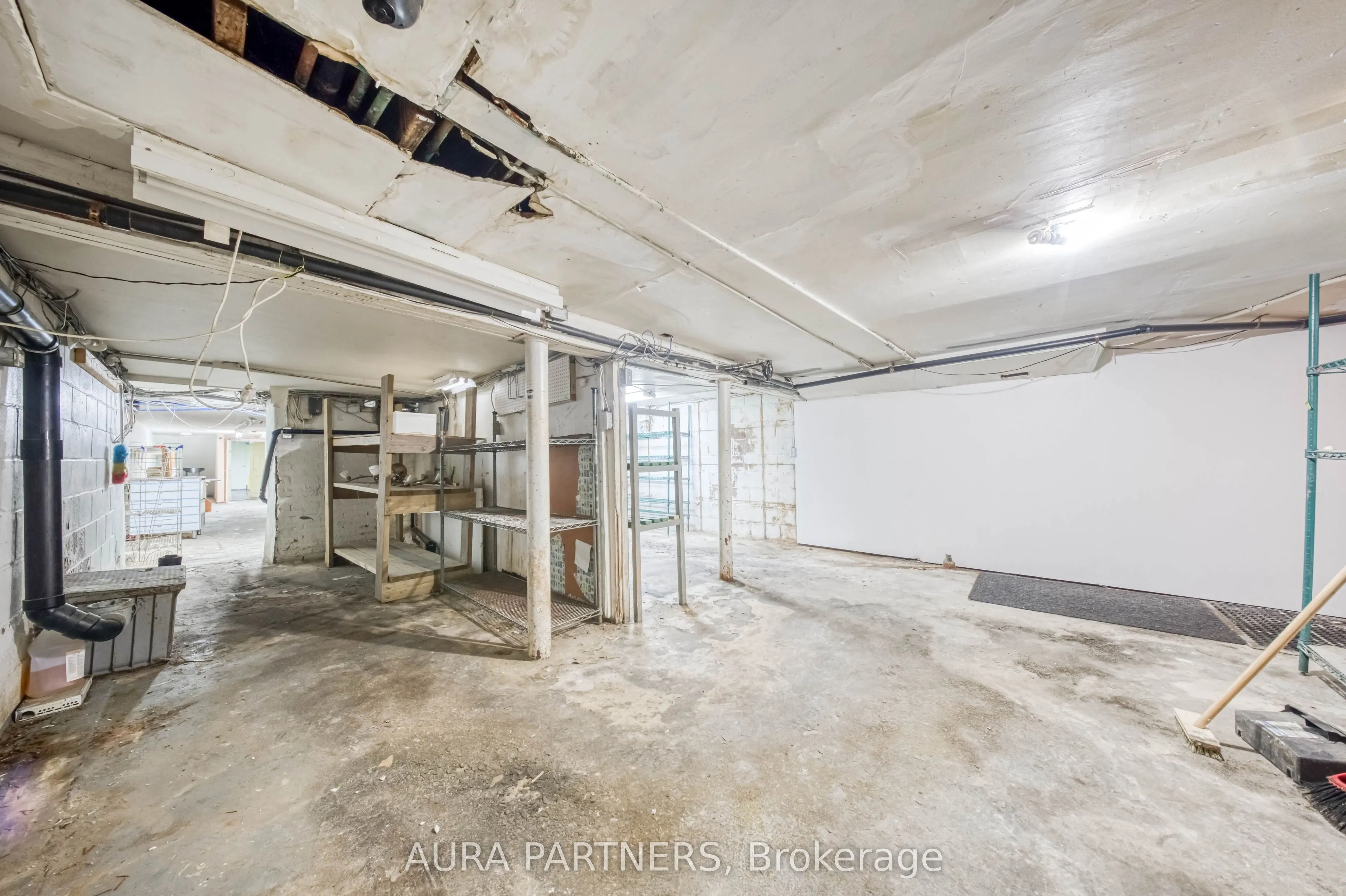3187 Yonge Street