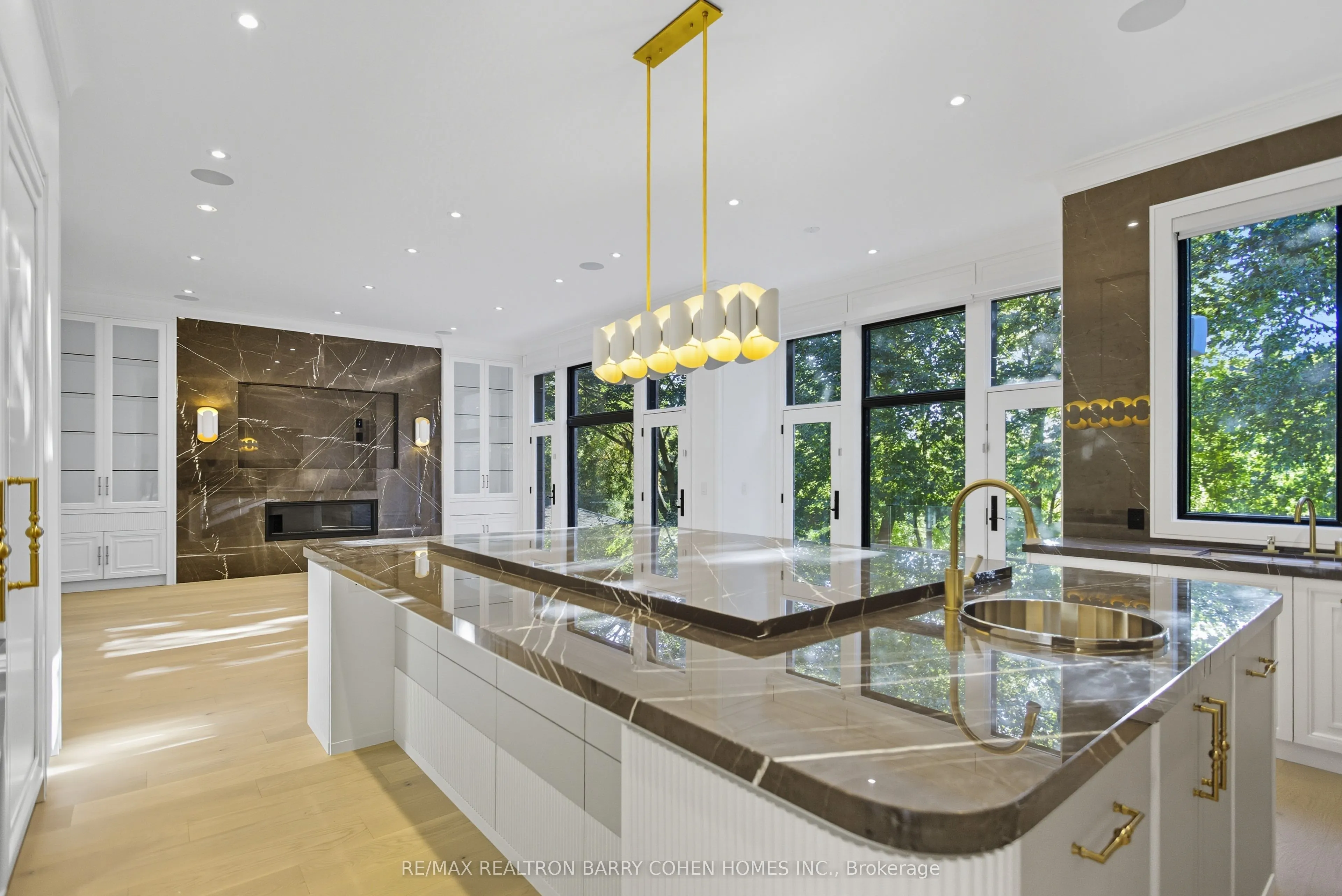 14 Glen Cedar Road