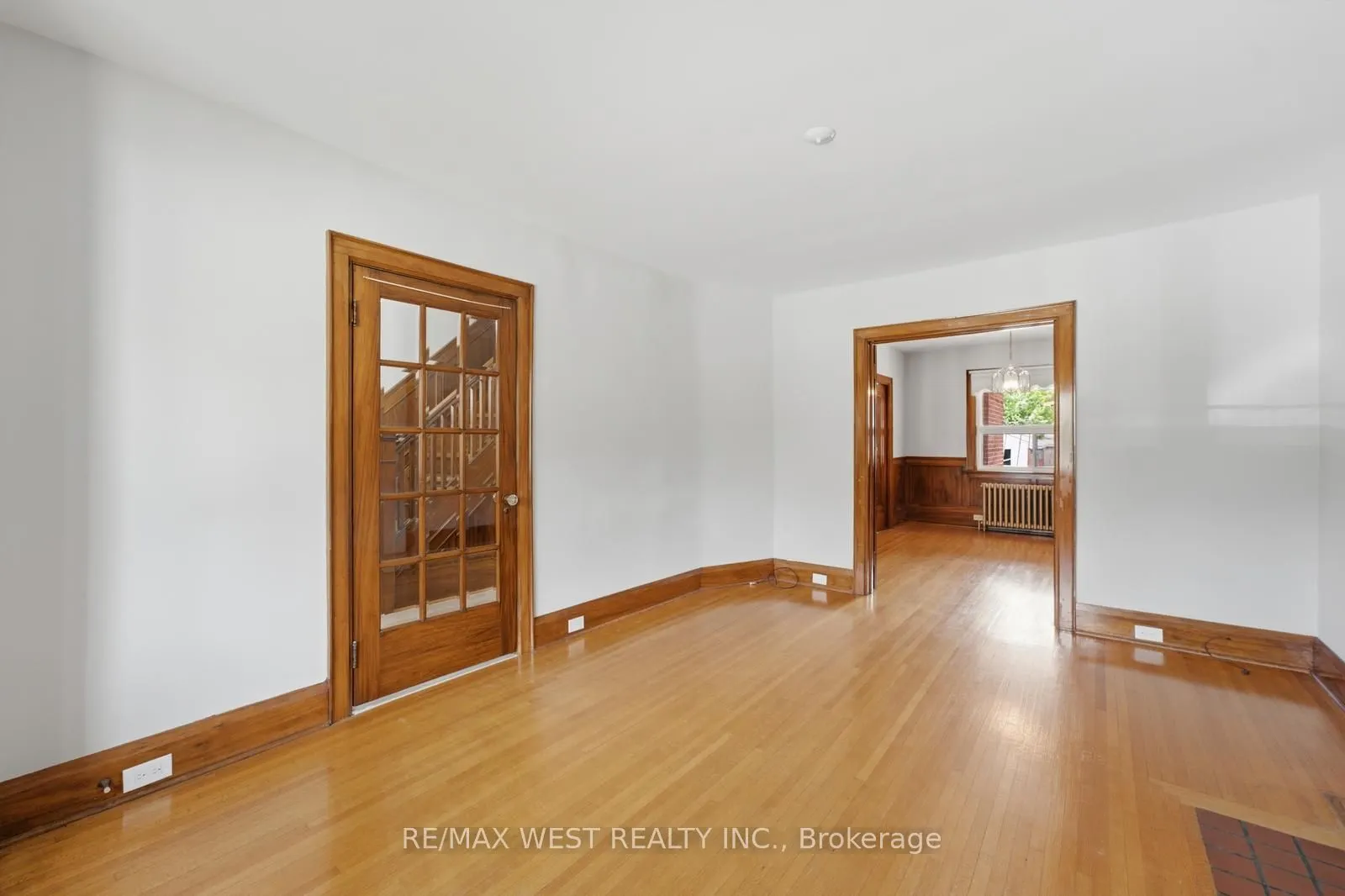 280 Westmount Avenue
