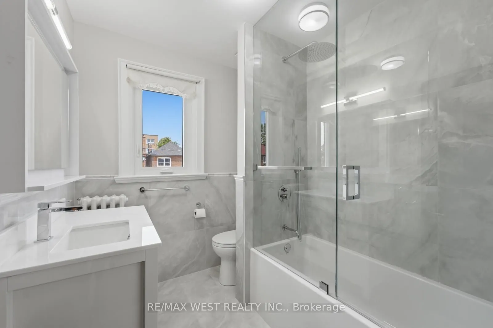 280 Westmount Avenue