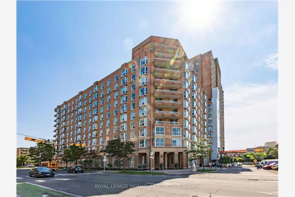 11 Thorncliffe Park Drive #807
