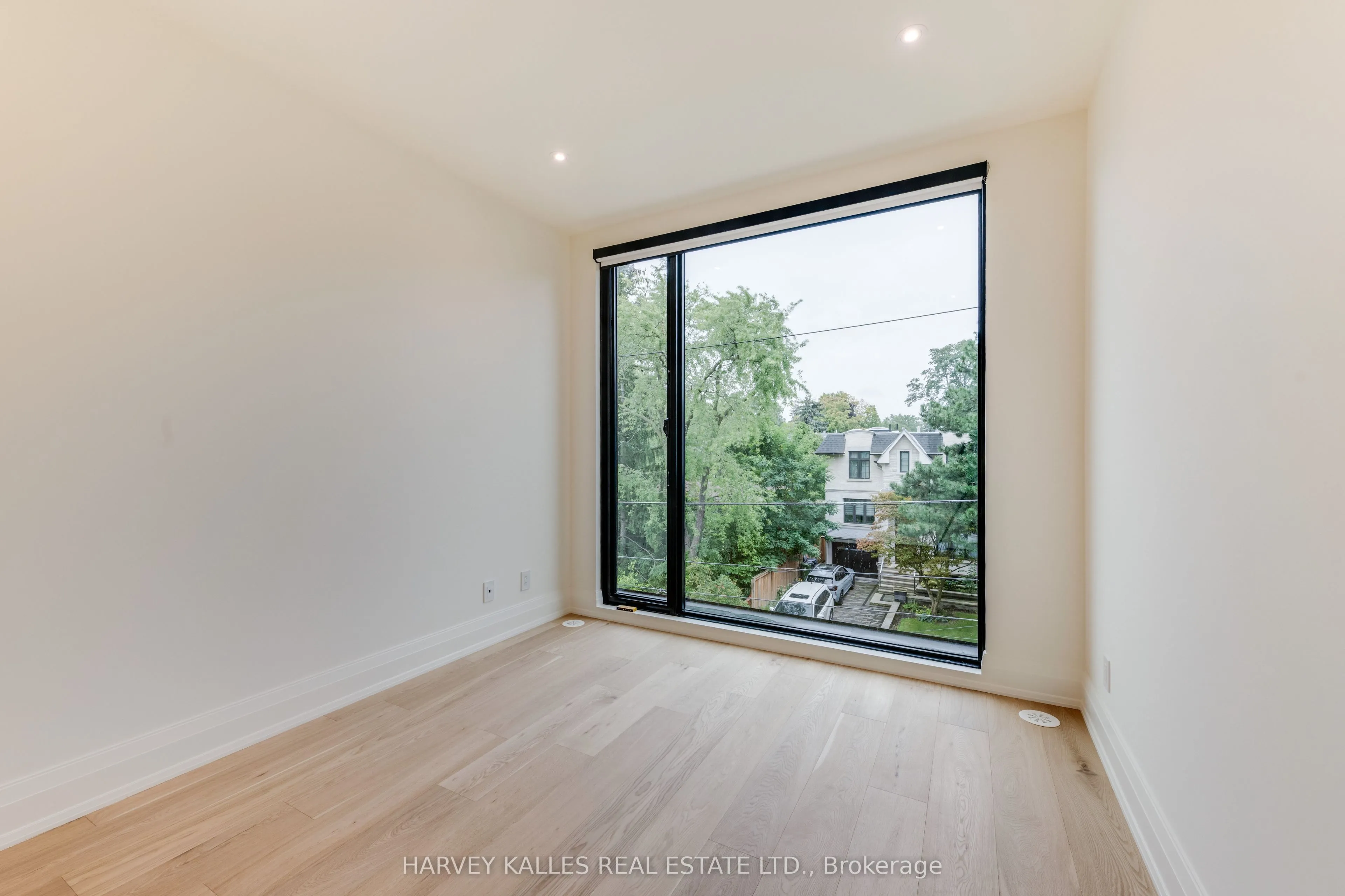 32 Evergreen Gardens