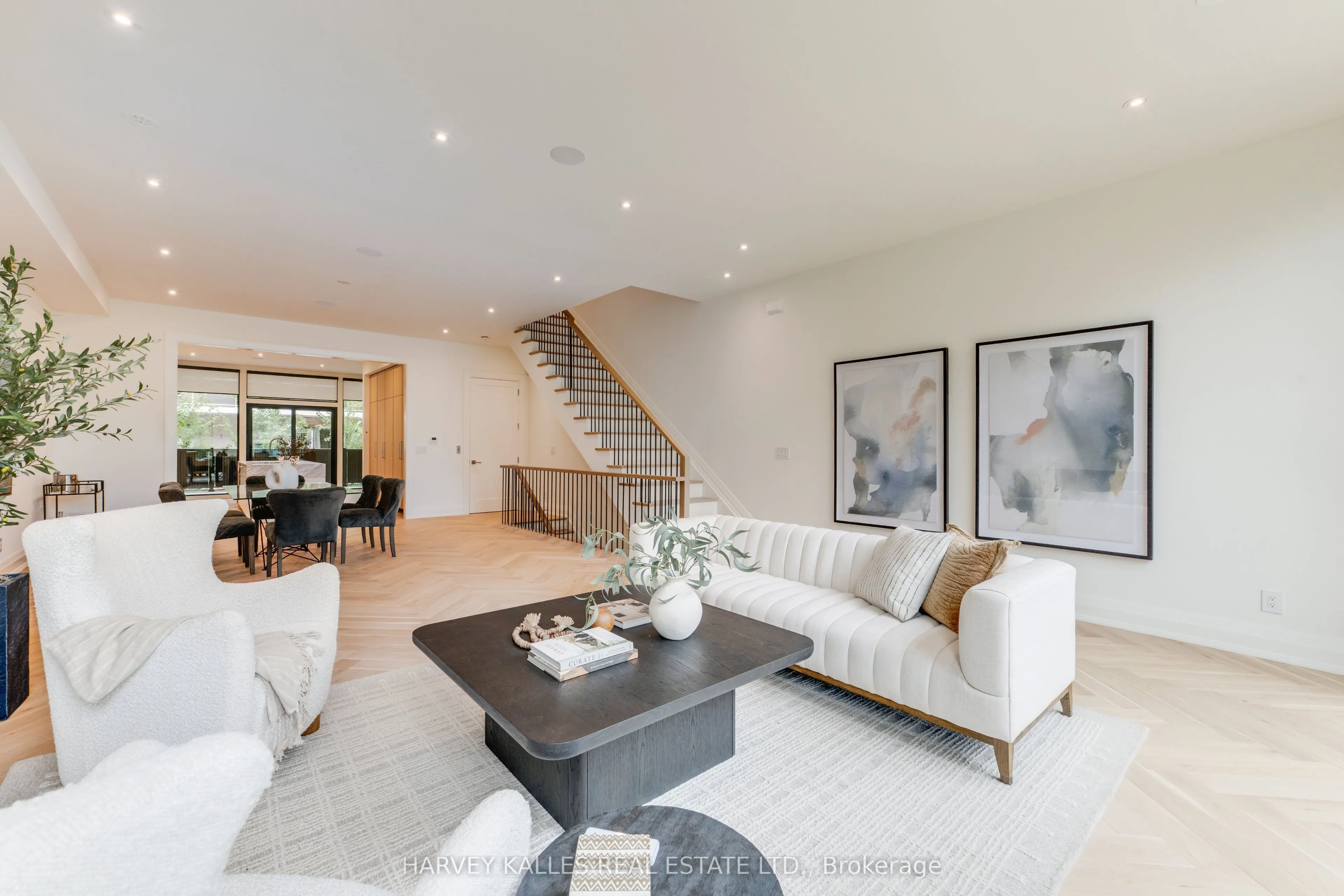 32 Evergreen Gardens