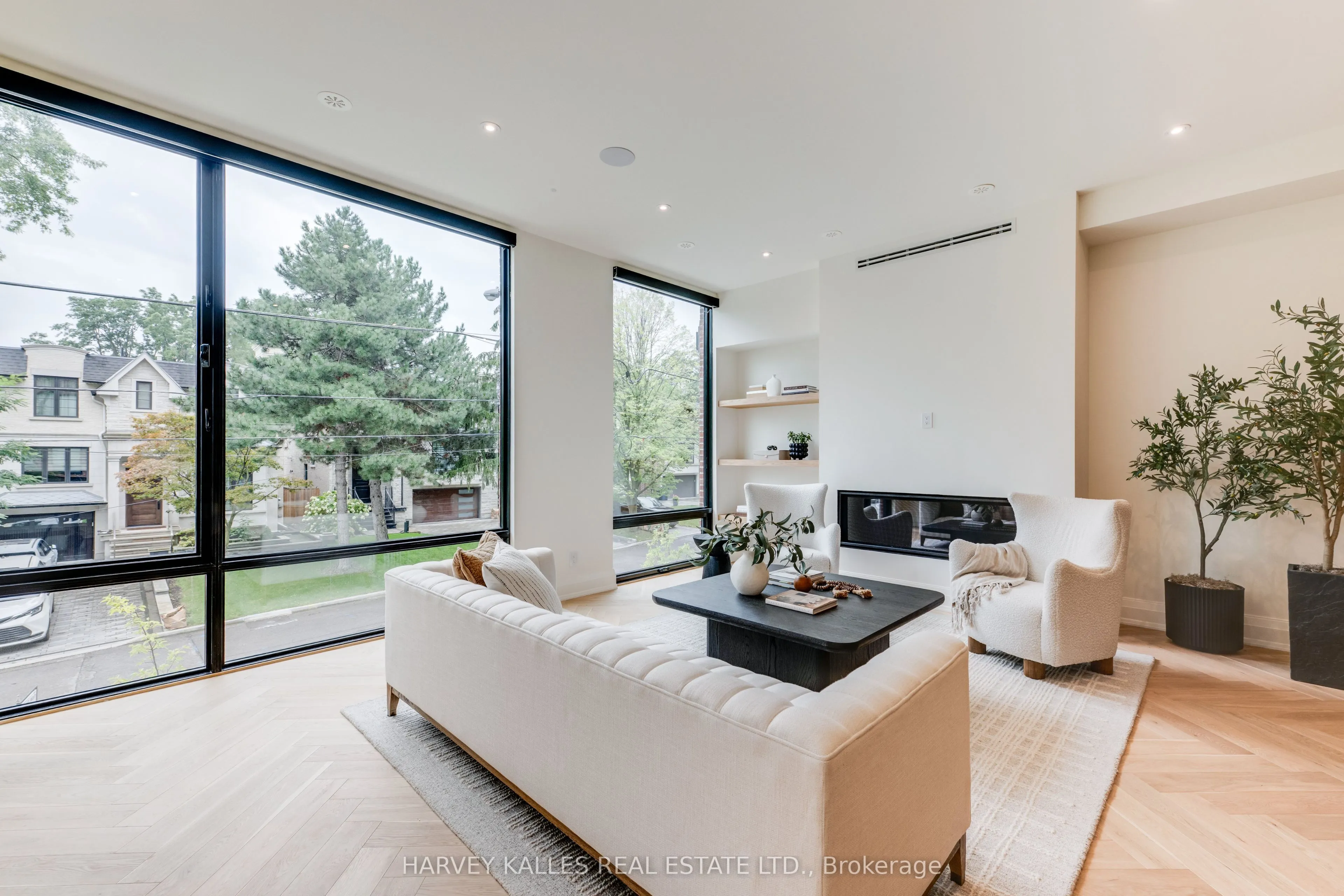 32 Evergreen Gardens