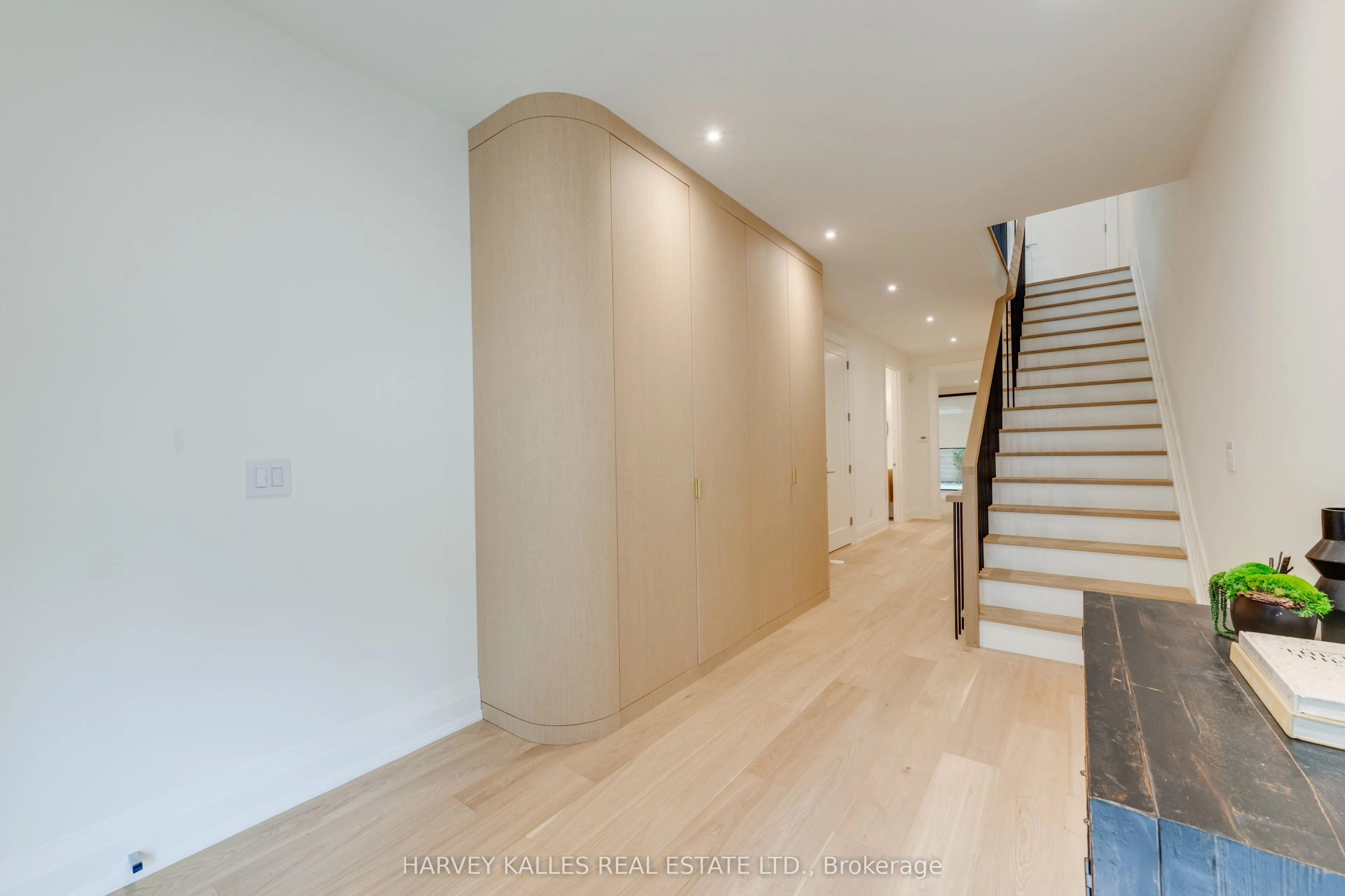 32 Evergreen Gardens