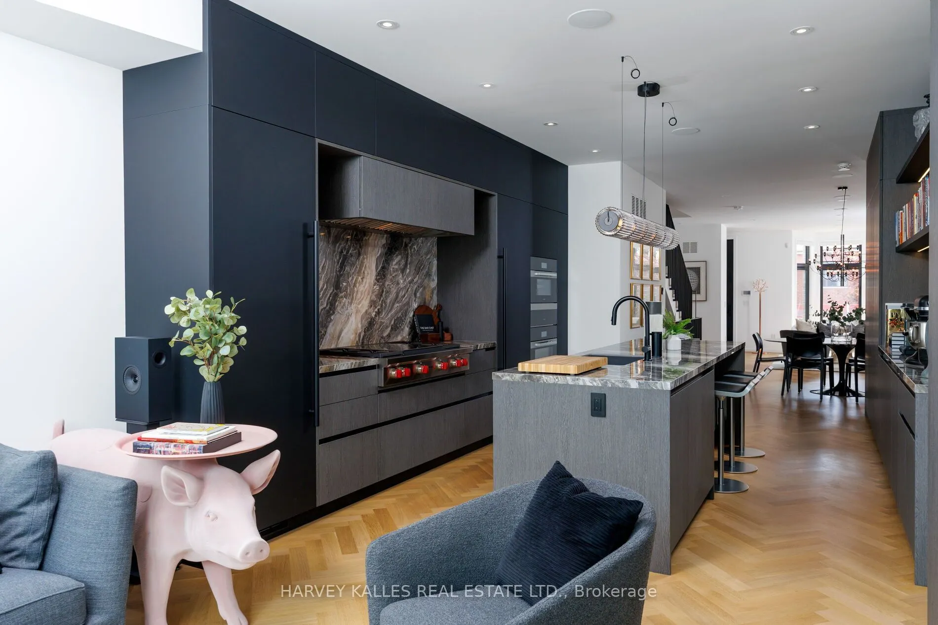 22 Foxley Street
