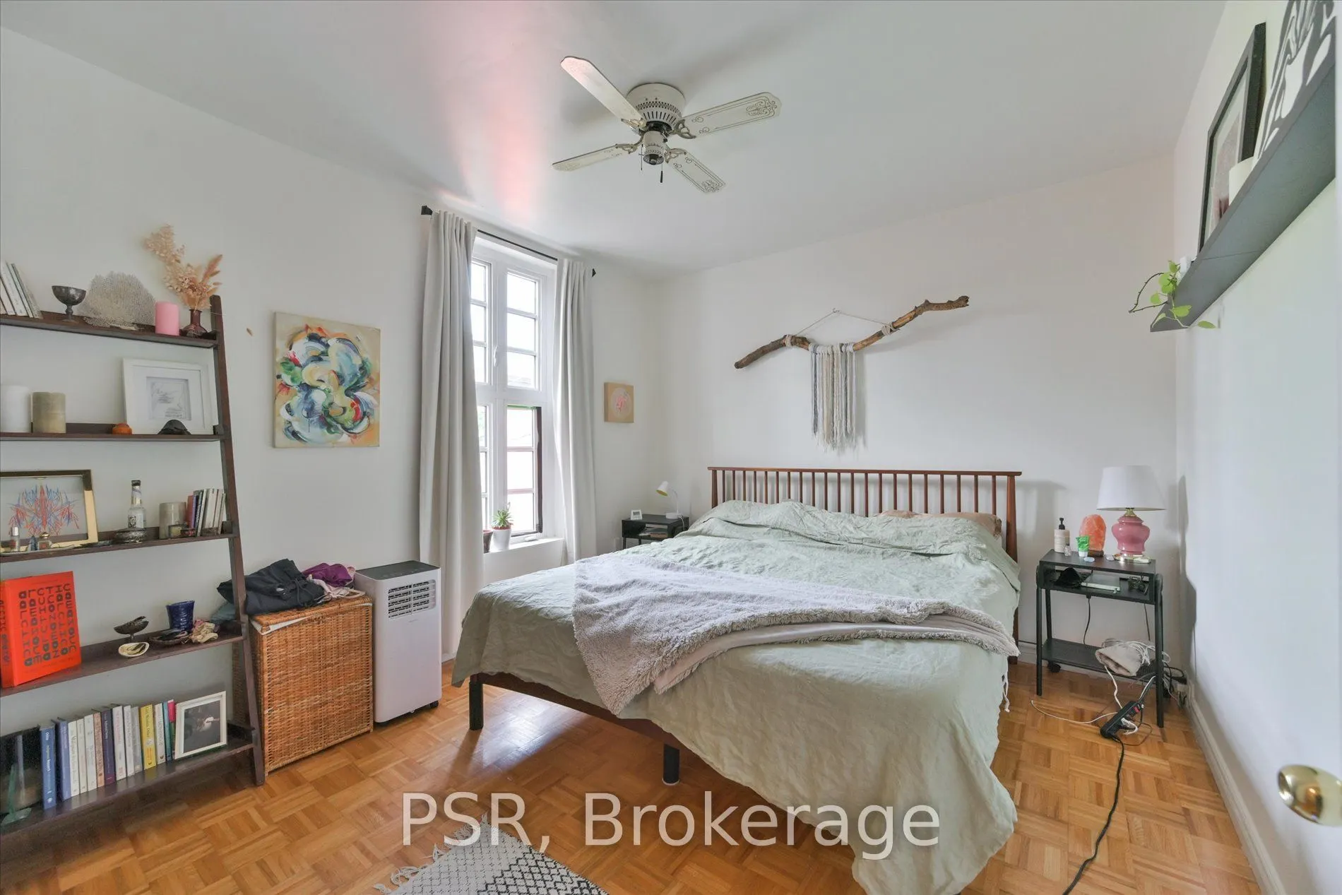 64 Gladstone Avenue