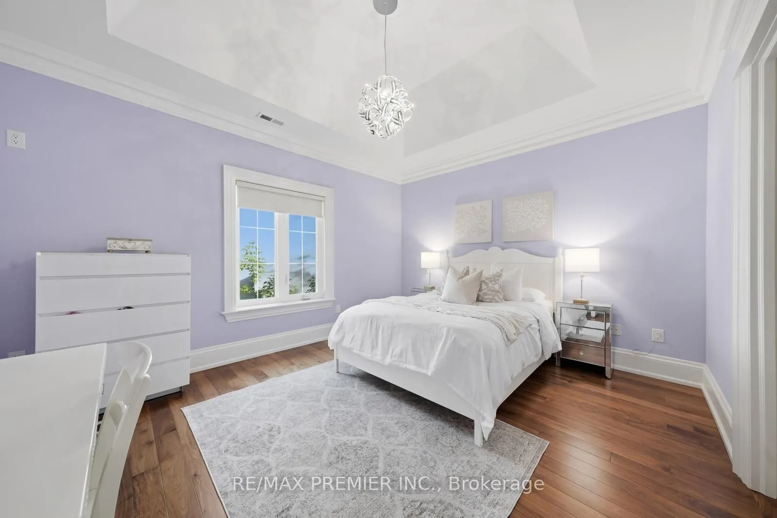 35 Normandale Crescent