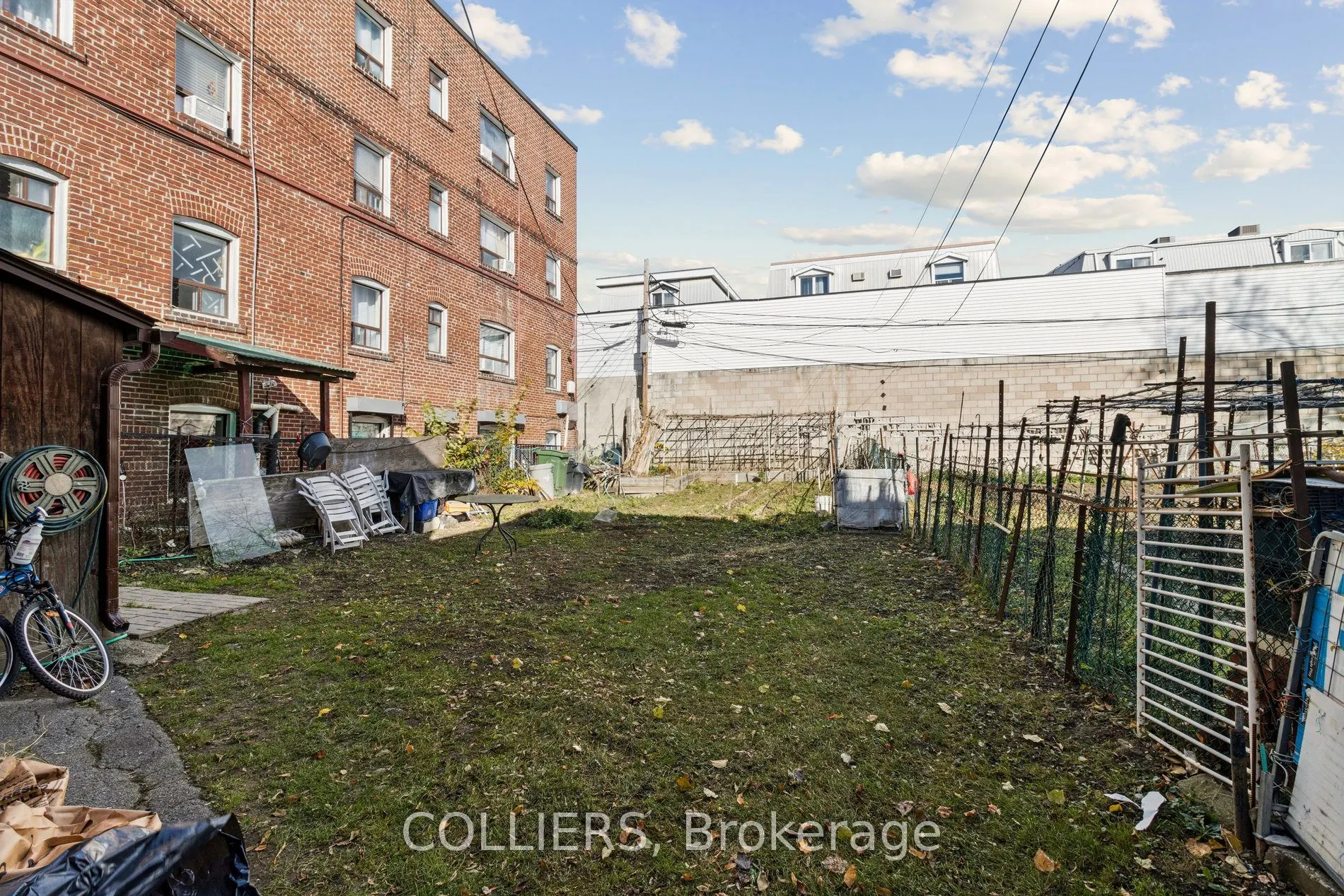 225 Vaughan Road