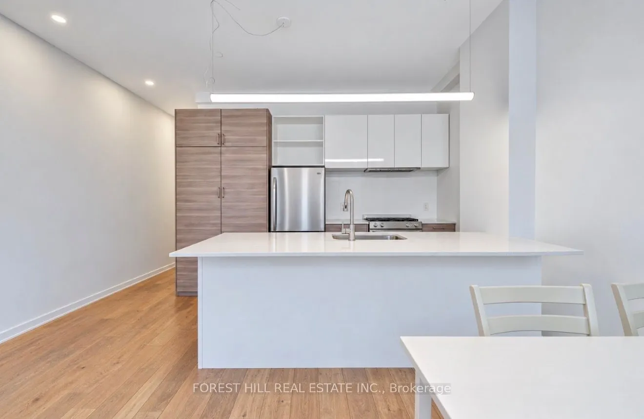 96 Harbord Street