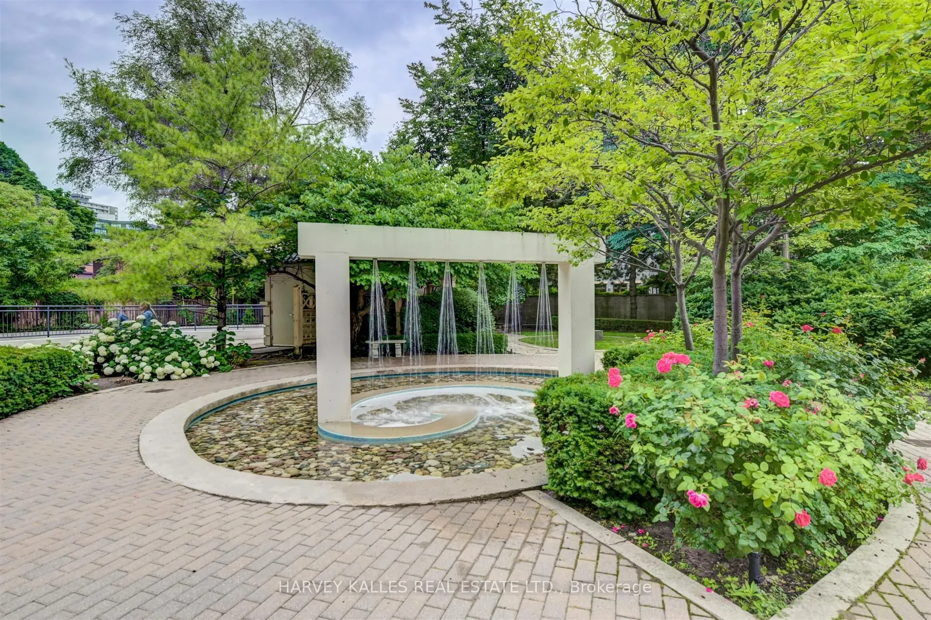 99 Avenue Road #708