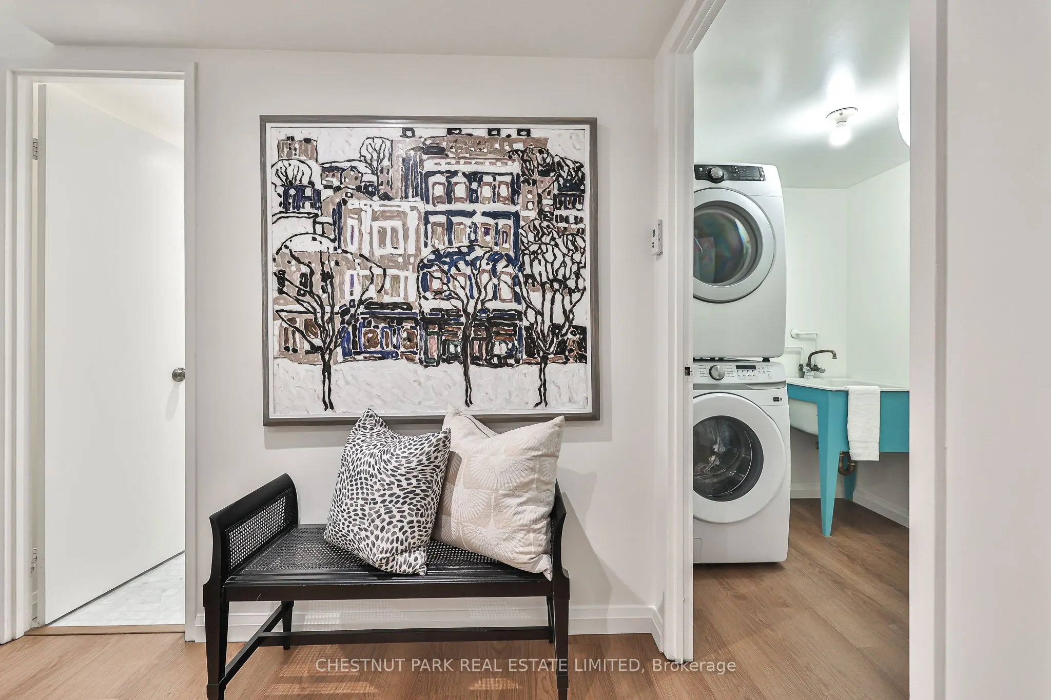 188 Spadina Avenue #301