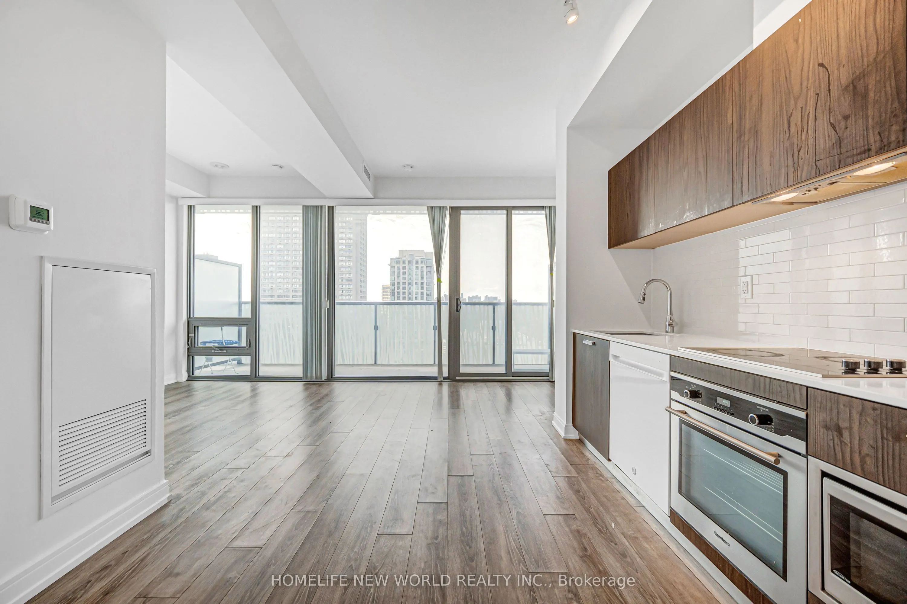 50 Charles Street E #2311