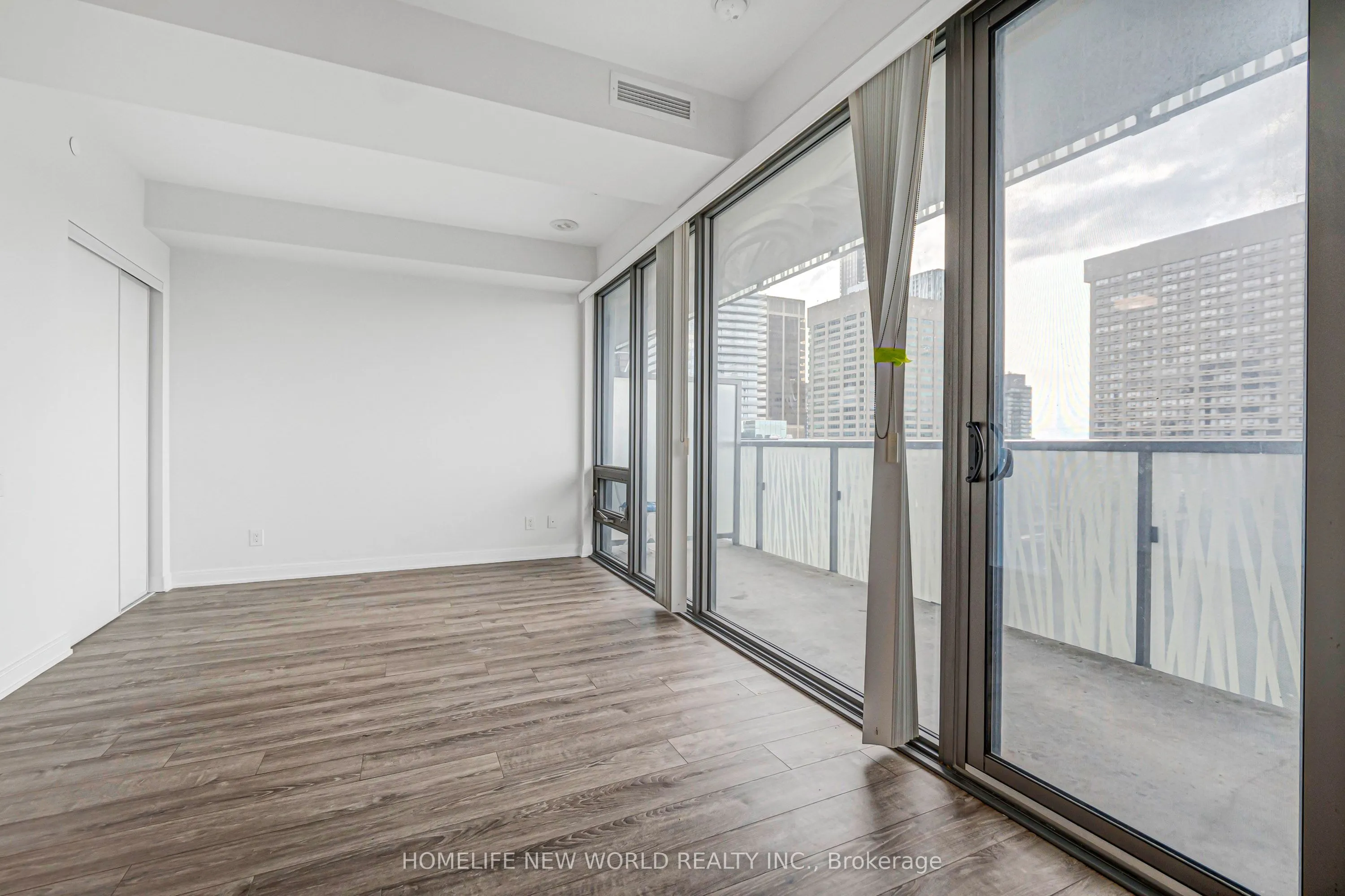 50 Charles Street E #2311