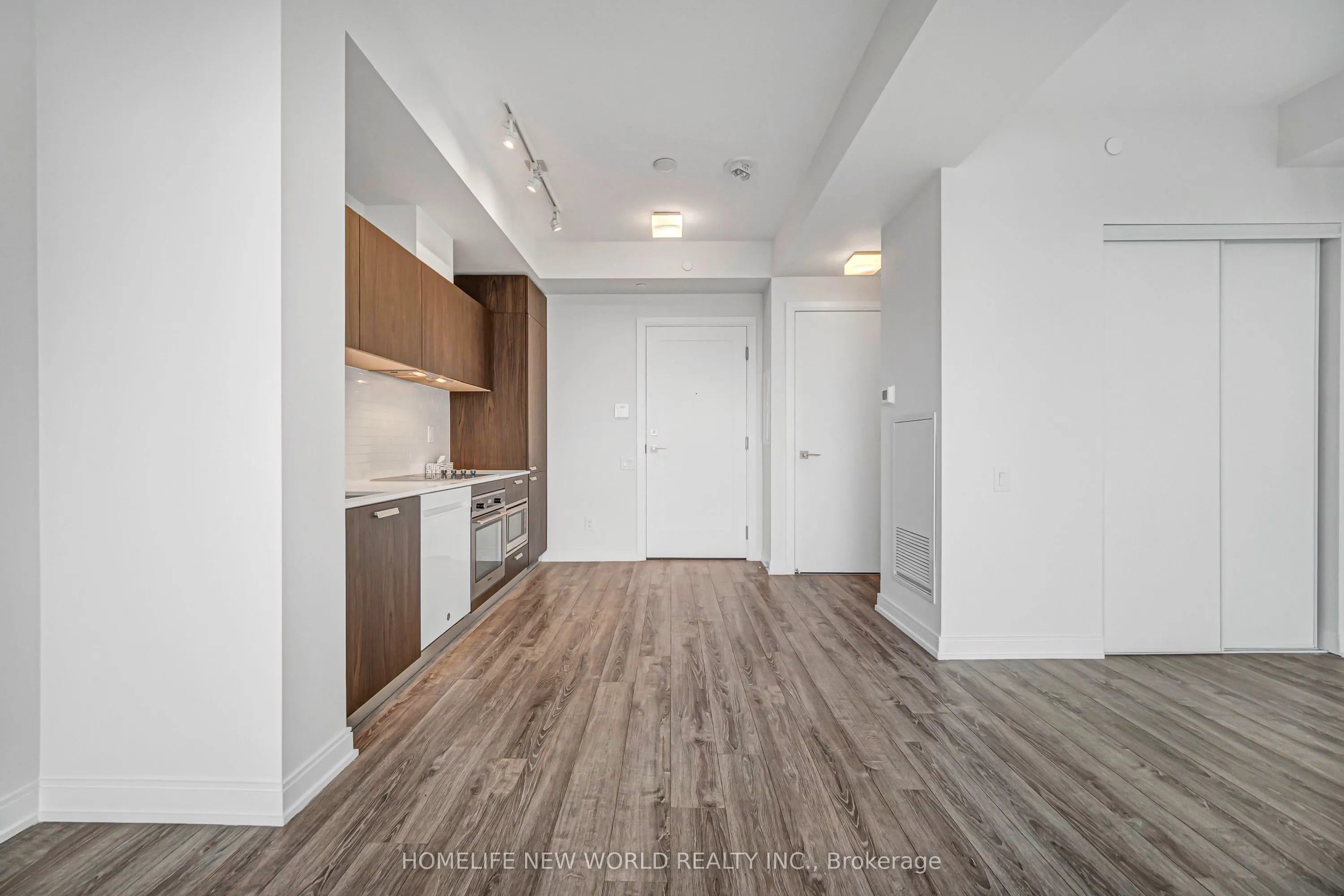 50 Charles Street E #2311