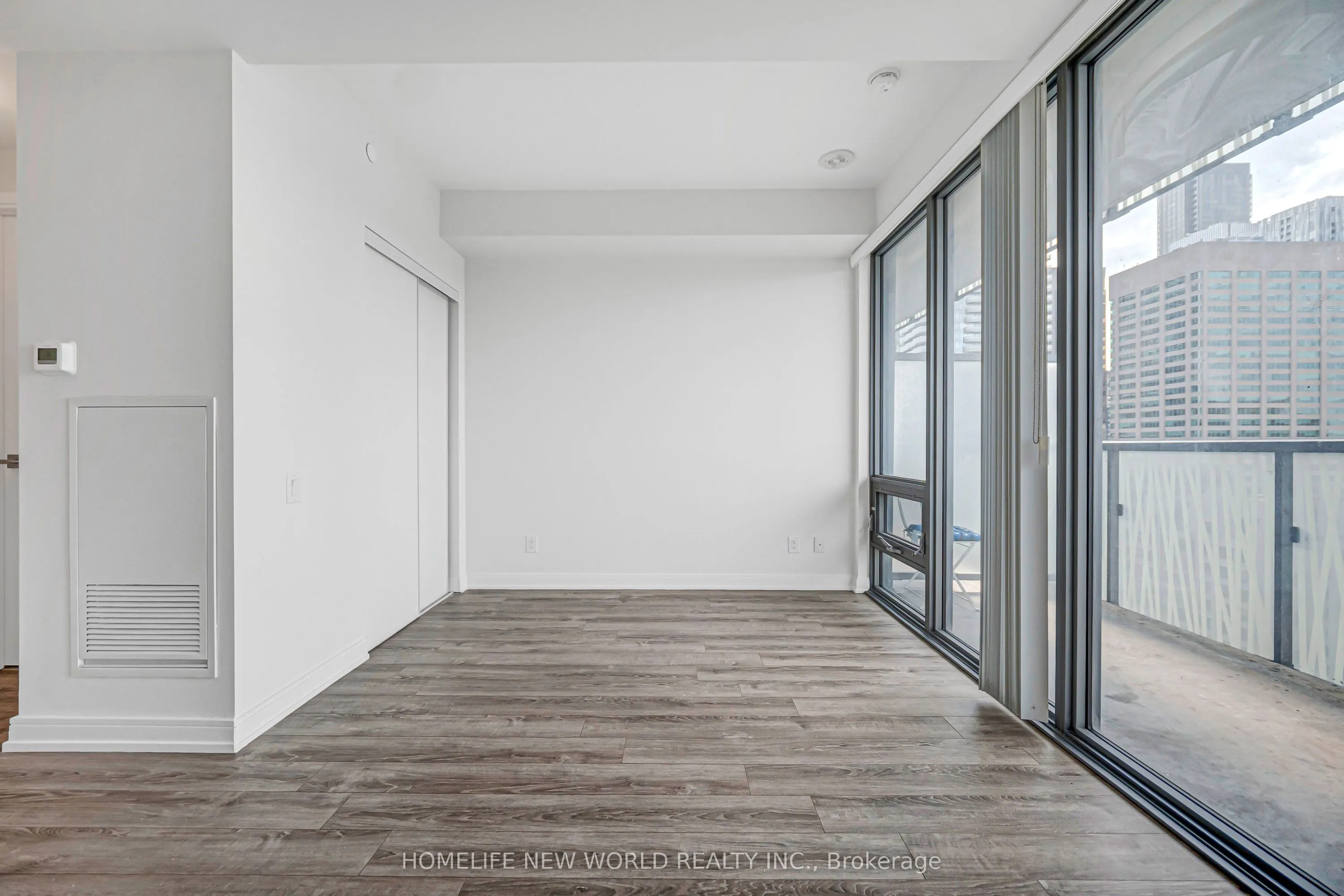 50 Charles Street E #2311