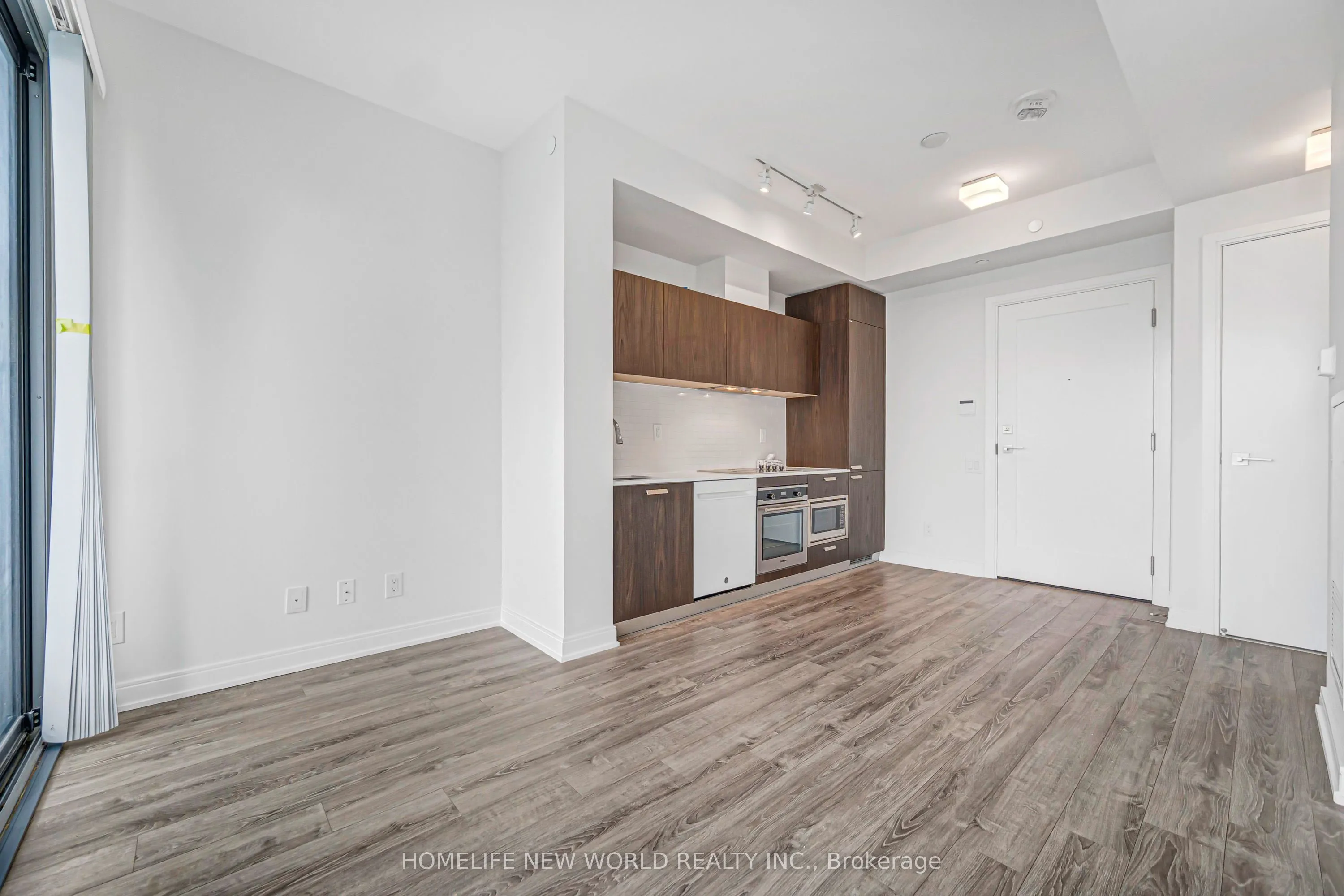 50 Charles Street E #2311