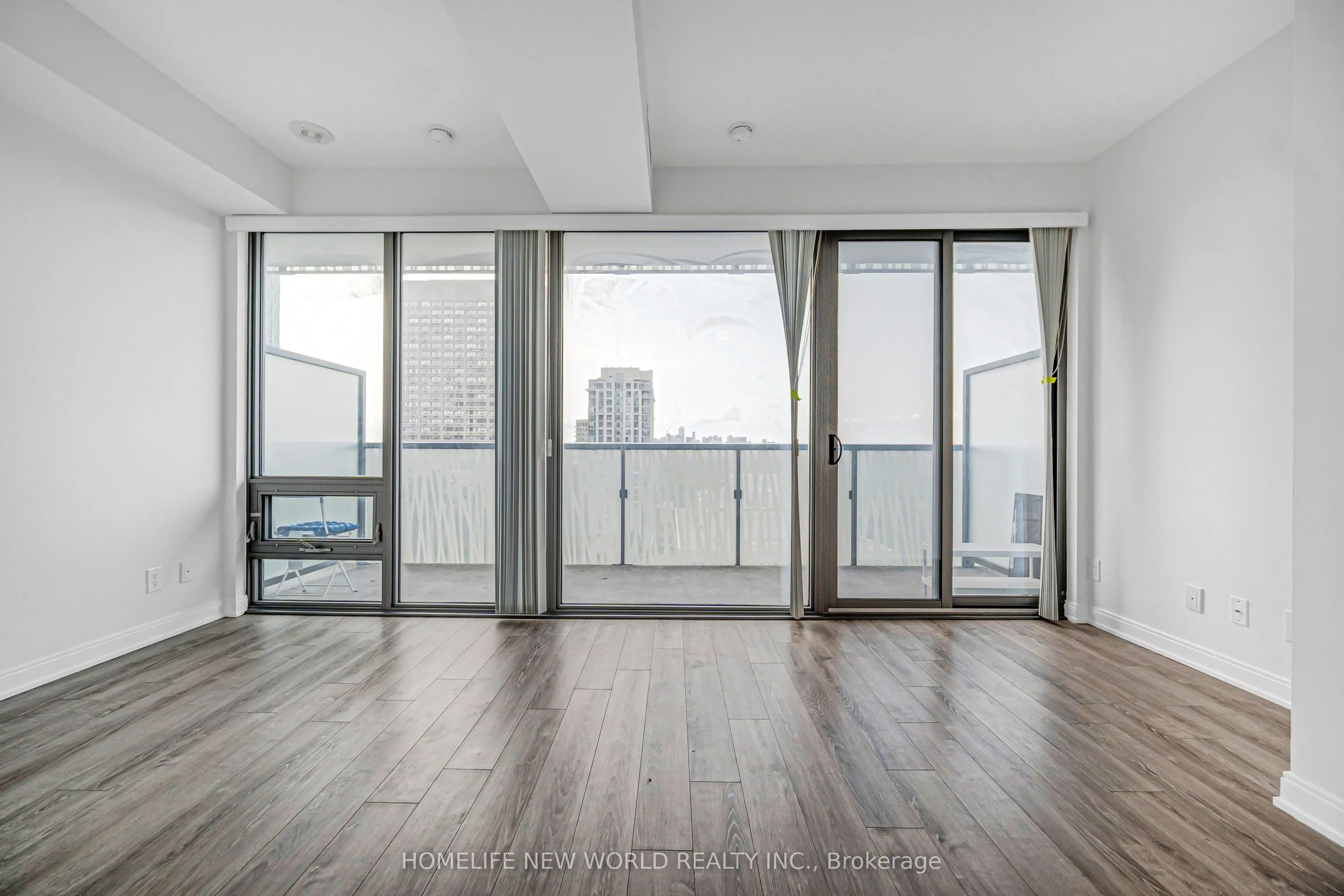 50 Charles Street E #2311