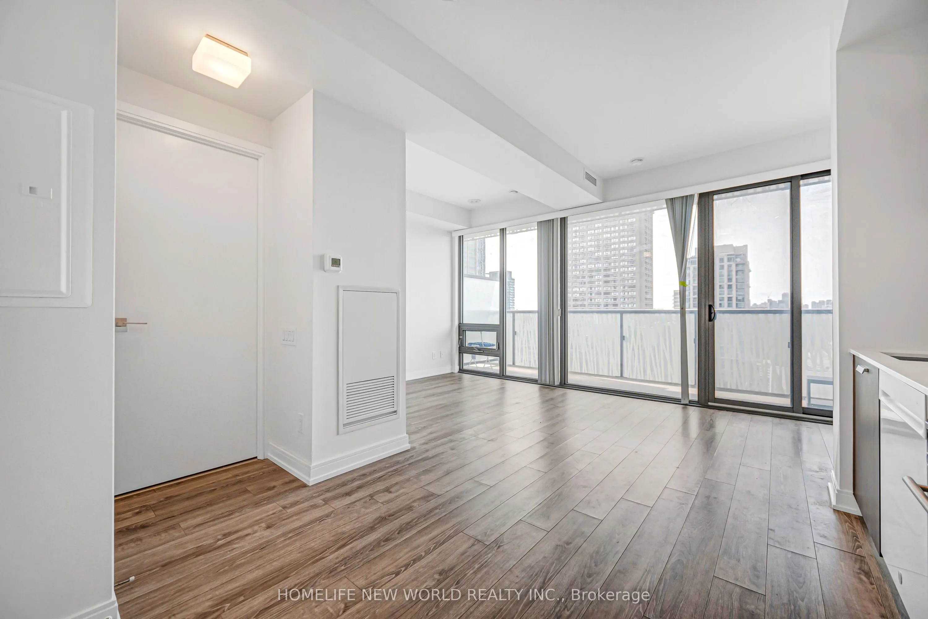 50 Charles Street E #2311