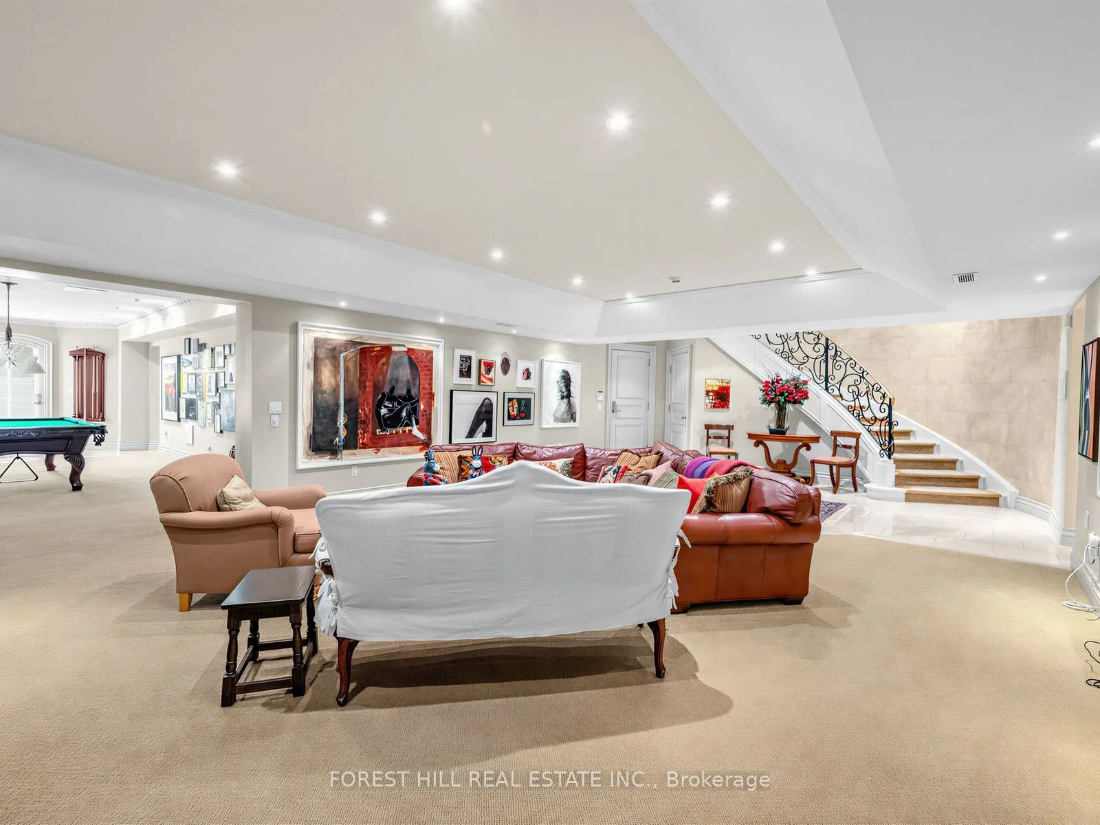 105 Dunvegan Road