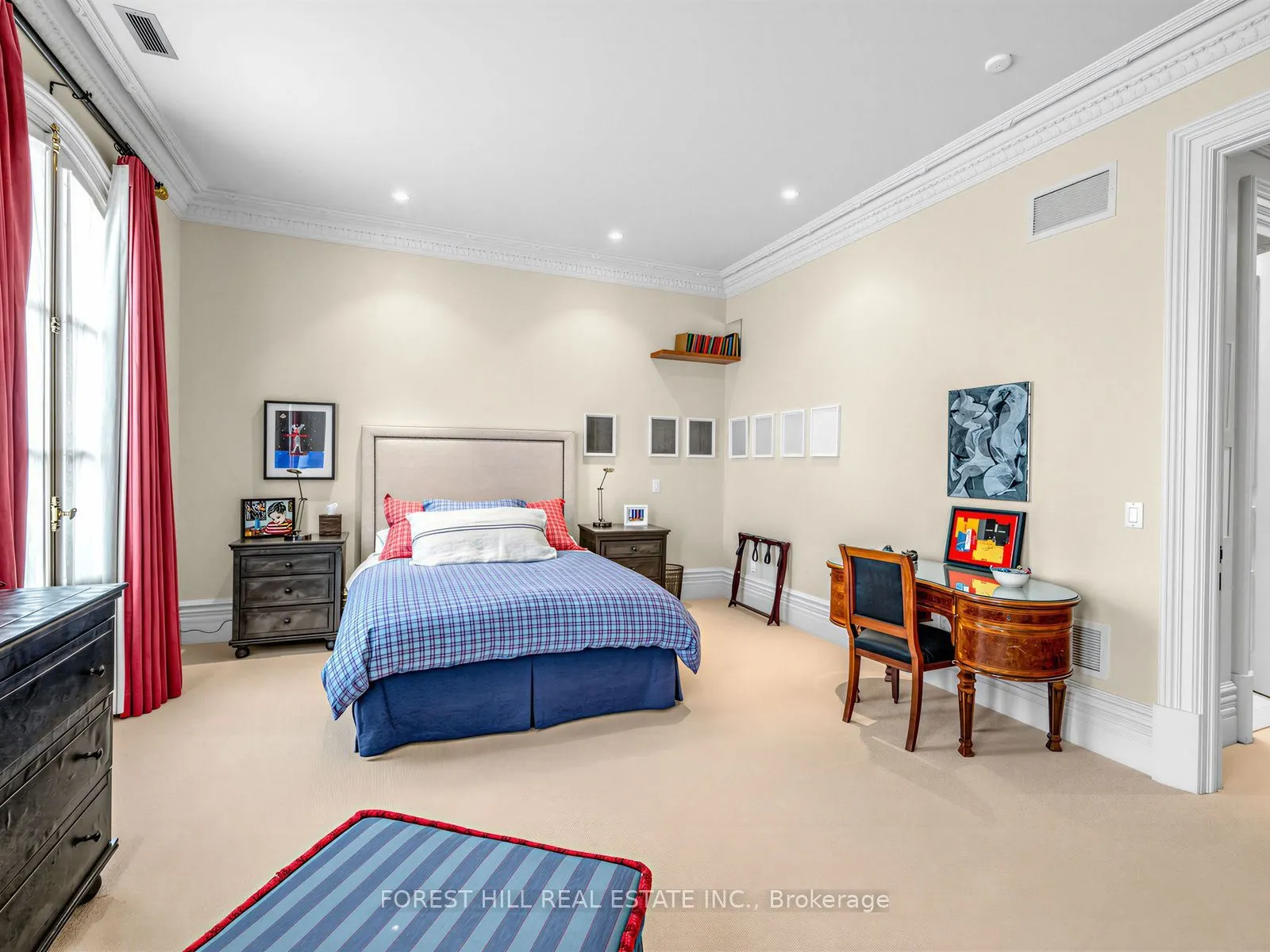 105 Dunvegan Road