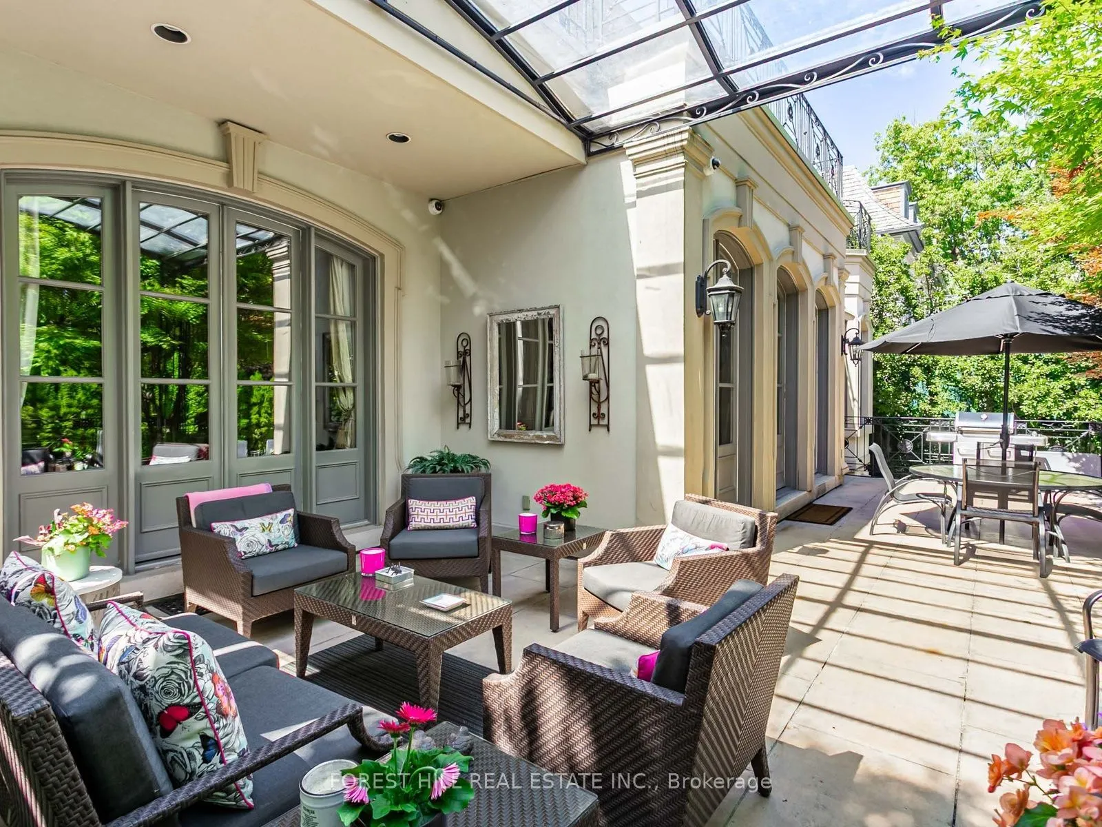 105 Dunvegan Road