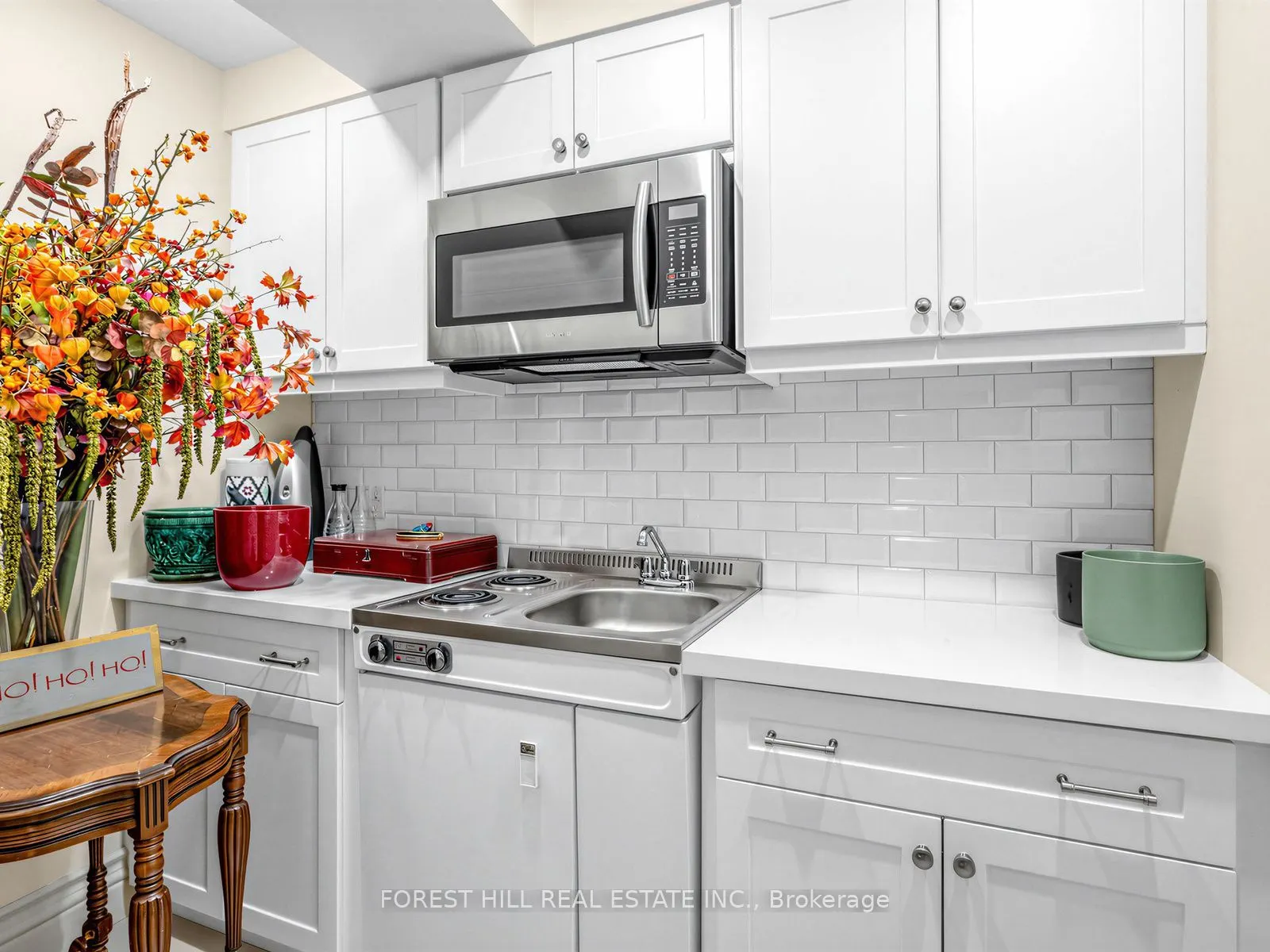 105 Dunvegan Road