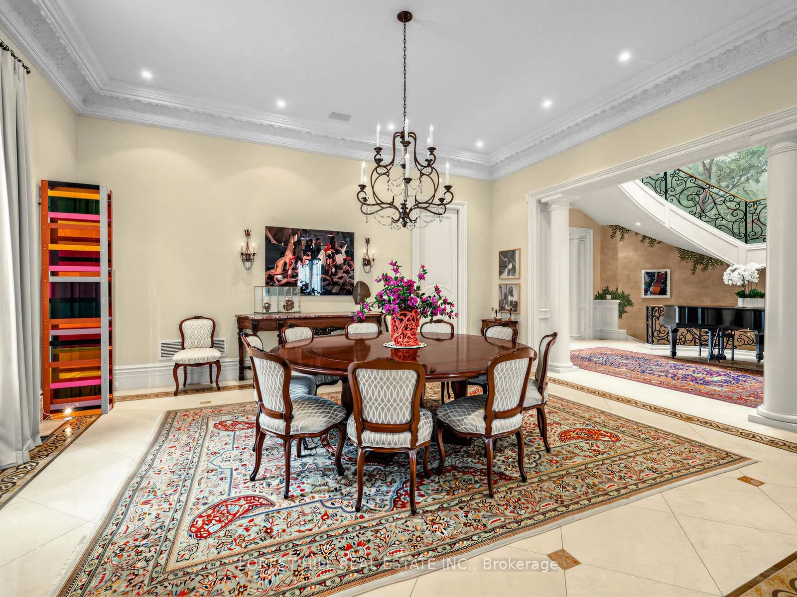 105 Dunvegan Road